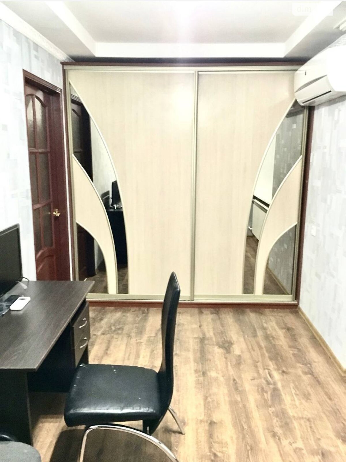 двухкомнатная квартира в Харькове, район Павлово Поле, на ул. Двадцать Третьего Августа 22 в аренду на долгий срок помесячно фото 1