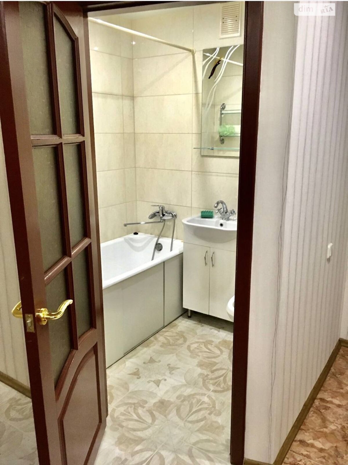 двухкомнатная квартира в Харькове, район Павлово Поле, на ул. Двадцать Третьего Августа 22 в аренду на долгий срок помесячно фото 1