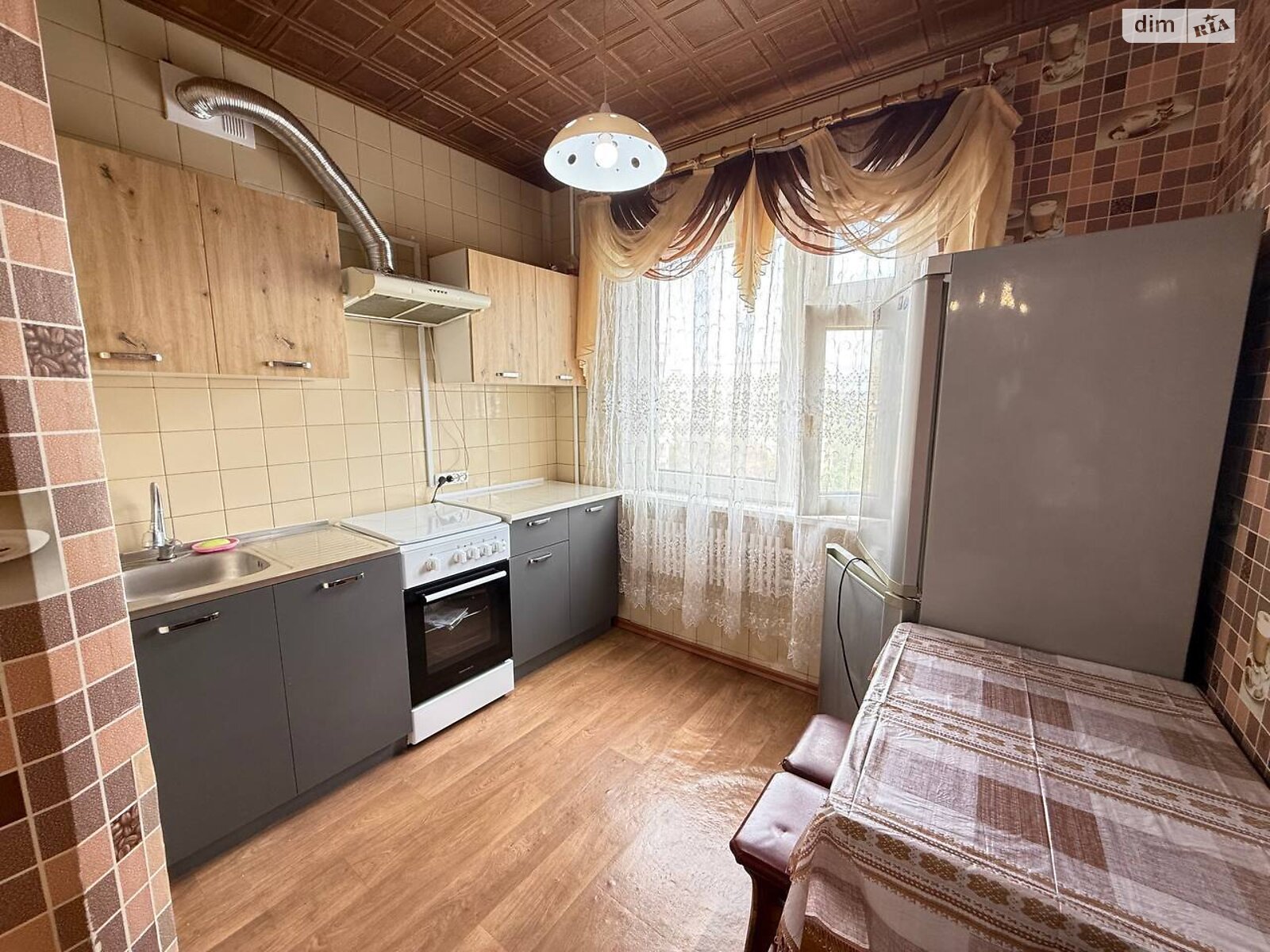 трехкомнатная квартира в Харькове, район Рубановка, на пер. Ржевский 12 в аренду на долгий срок помесячно фото 1 трехкомнатная квартира в Харькове, район Рубановка, на пер. Ржевский 12 в аренду на долгий срок помесячно фото 1