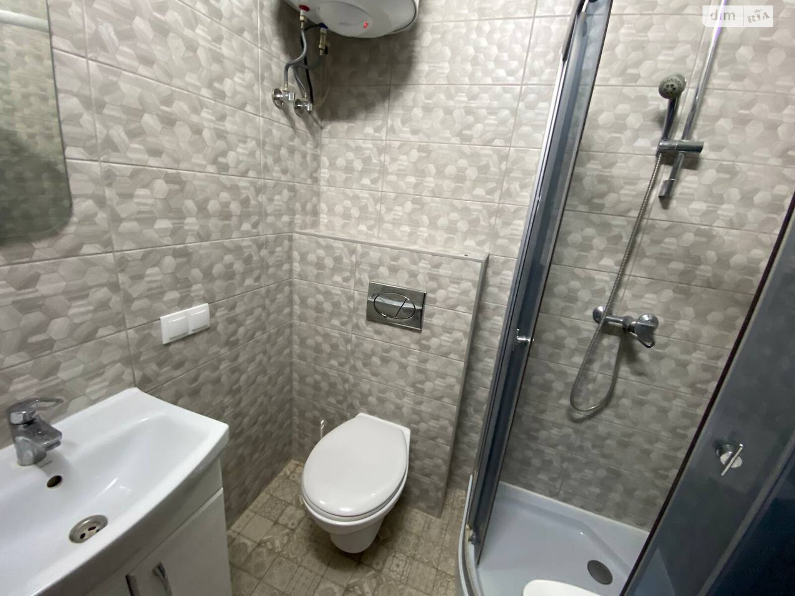 однокомнатная квартира в Харькове, район Салтовка, на ул. Драгоманова 6В в аренду на долгий срок помесячно фото 1