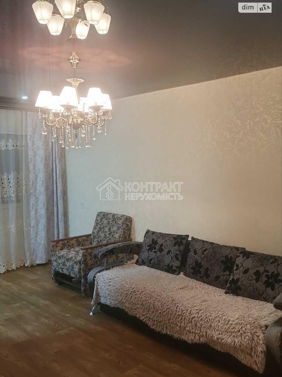 трикімнатна квартира в Харкові, район Салтівка, на просп. Ювілейний в довготривалу оренду помісячно фото 1 трикімнатна квартира в Харкові, район Салтівка, на просп. Ювілейний в довготривалу оренду помісячно фото 1