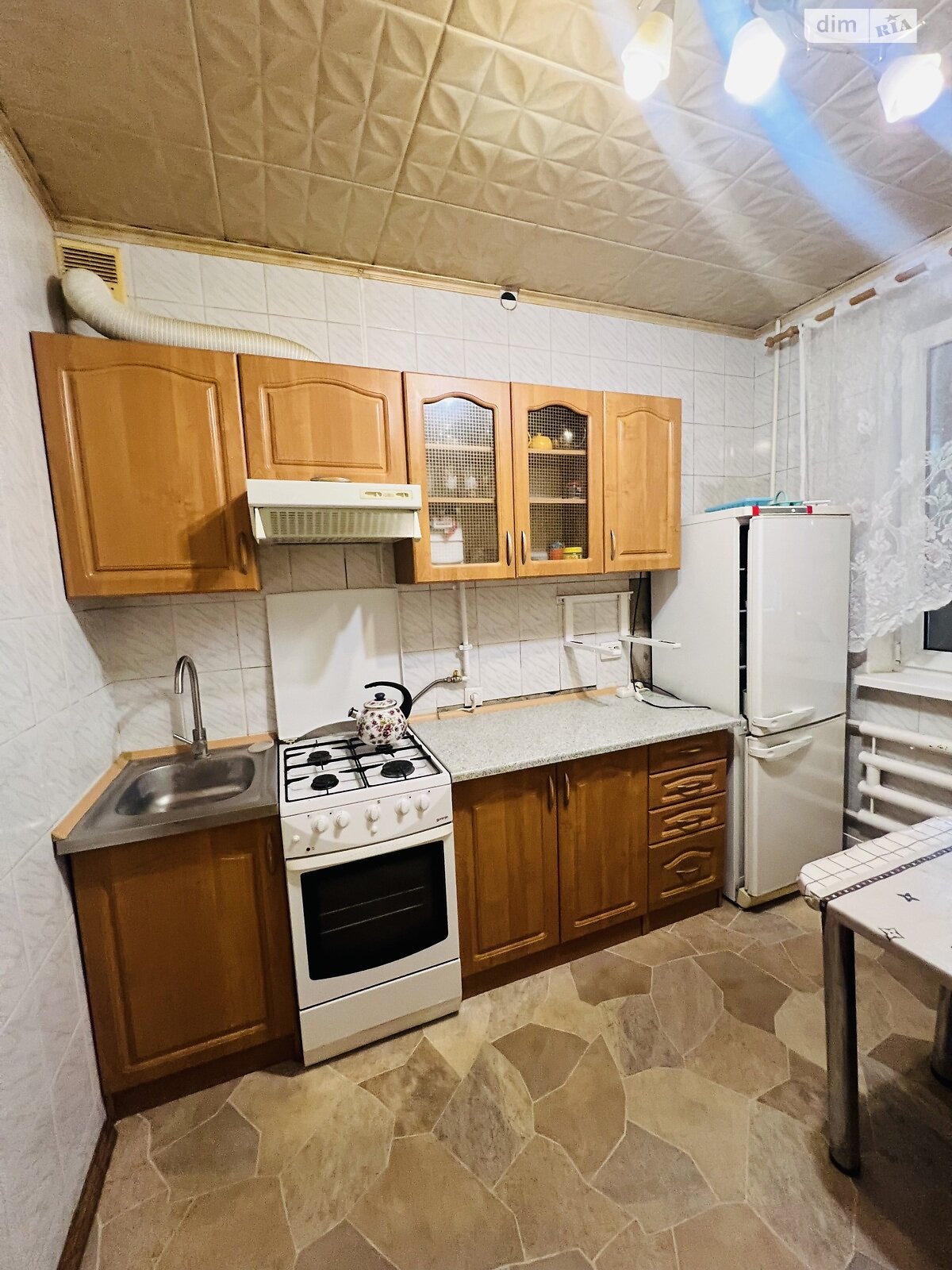 однокімнатна квартира в Харкові, район Салтівка, на вул. Гарібальді 6 в довготривалу оренду помісячно фото 1 однокімнатна квартира в Харкові, район Салтівка, на вул. Гарібальді 6 в довготривалу оренду помісячно фото 1