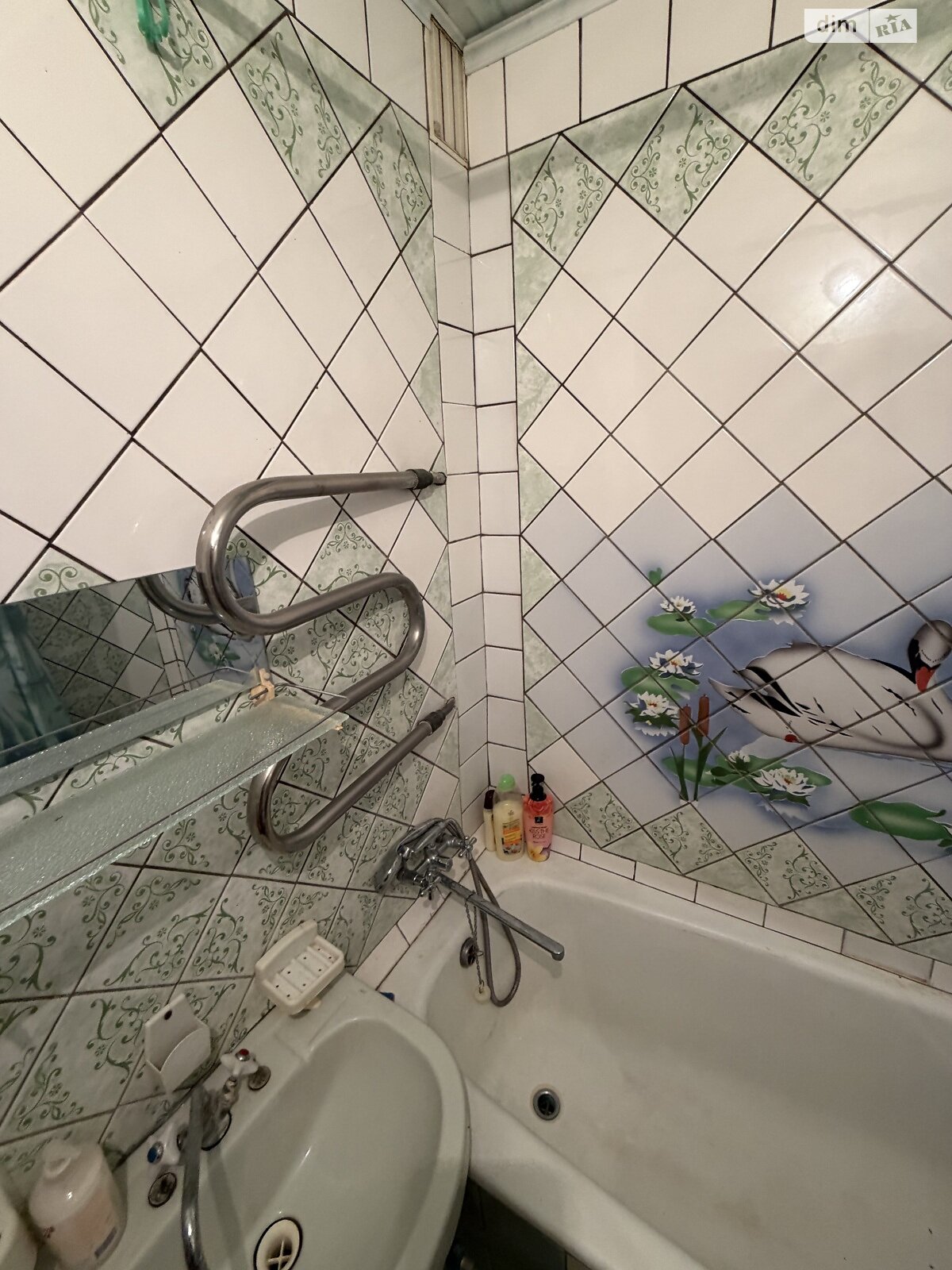 трехкомнатная квартира в Харькове, район Салтовский, на ул. Гарибальди 1 в аренду на долгий срок помесячно фото 1