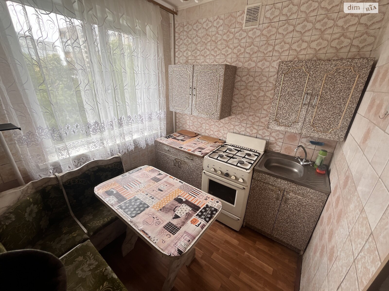 однокімнатна квартира в Харкові, район Салтівський, на вул. Гвардійців-Широнінців 40В, кв. 56 в довготривалу оренду помісячно фото 1 однокімнатна квартира в Харкові, район Салтівський, на вул. Гвардійців-Широнінців 40В, кв. 56 в довготривалу оренду помісячно фото 1
