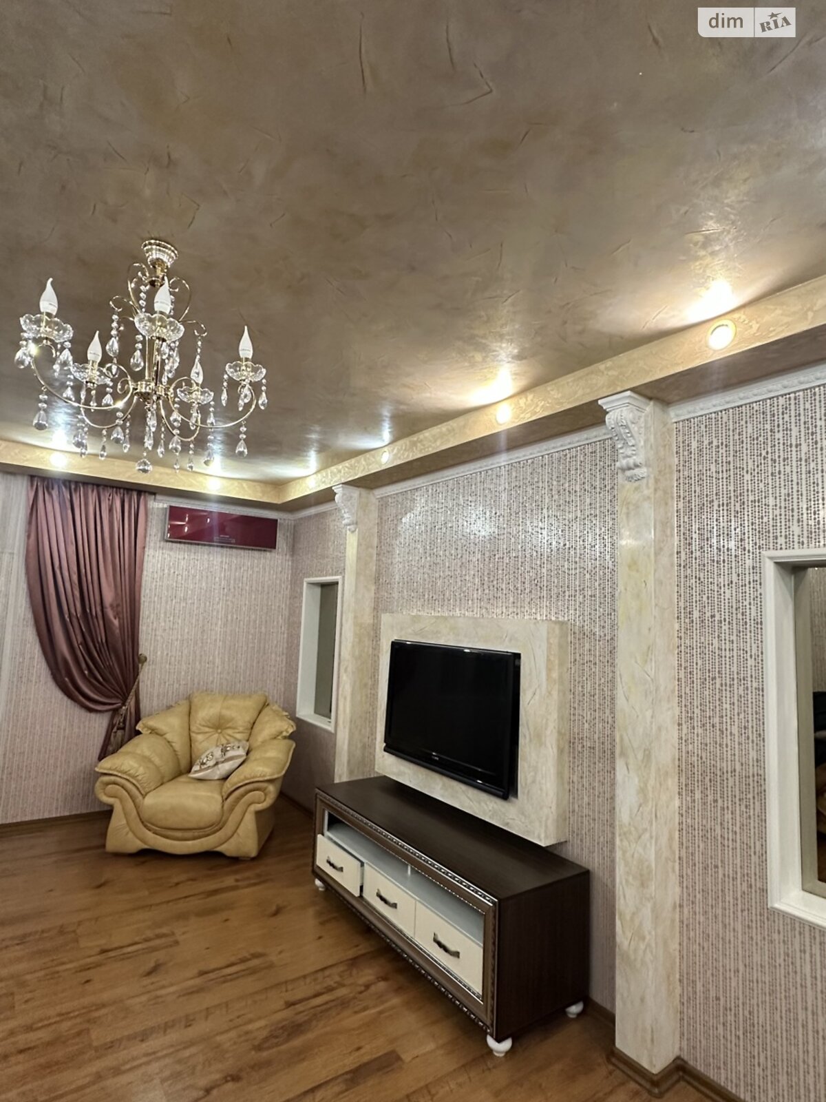 двухкомнатная квартира в Харькове, район Салтовский, на ул. Гвардейцев-Широнинцев 29А в аренду на долгий срок помесячно фото 1