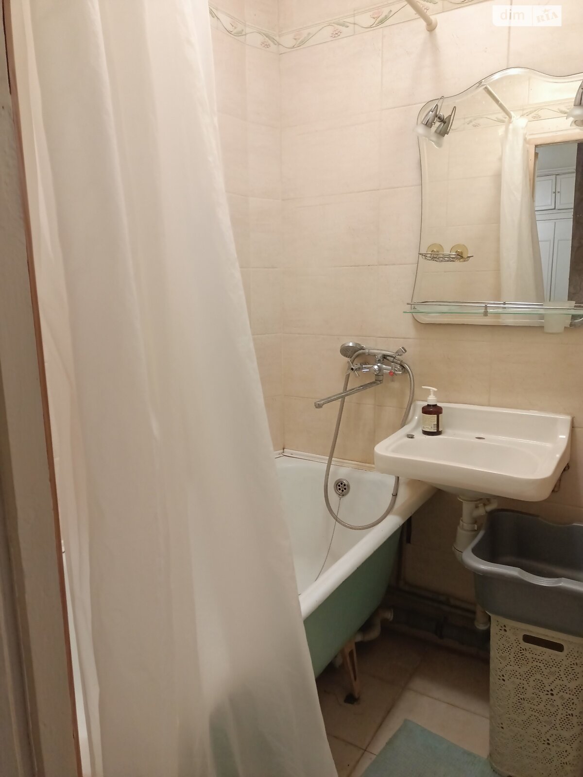 двухкомнатная квартира в Харькове, район Салтовский, на ул. Светлая 17 в аренду на долгий срок помесячно фото 1