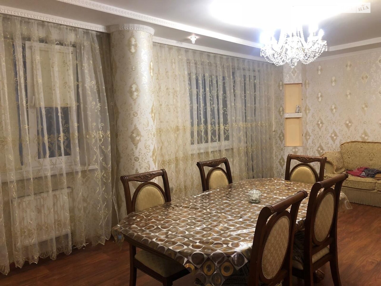 чотирикімнатна квартира в Харкові, район Салтівський, на просп. Тракторобудівників 94В в довготривалу оренду помісячно фото 1 чотирикімнатна квартира в Харкові, район Салтівський, на просп. Тракторобудівників 94В в довготривалу оренду помісячно фото 1