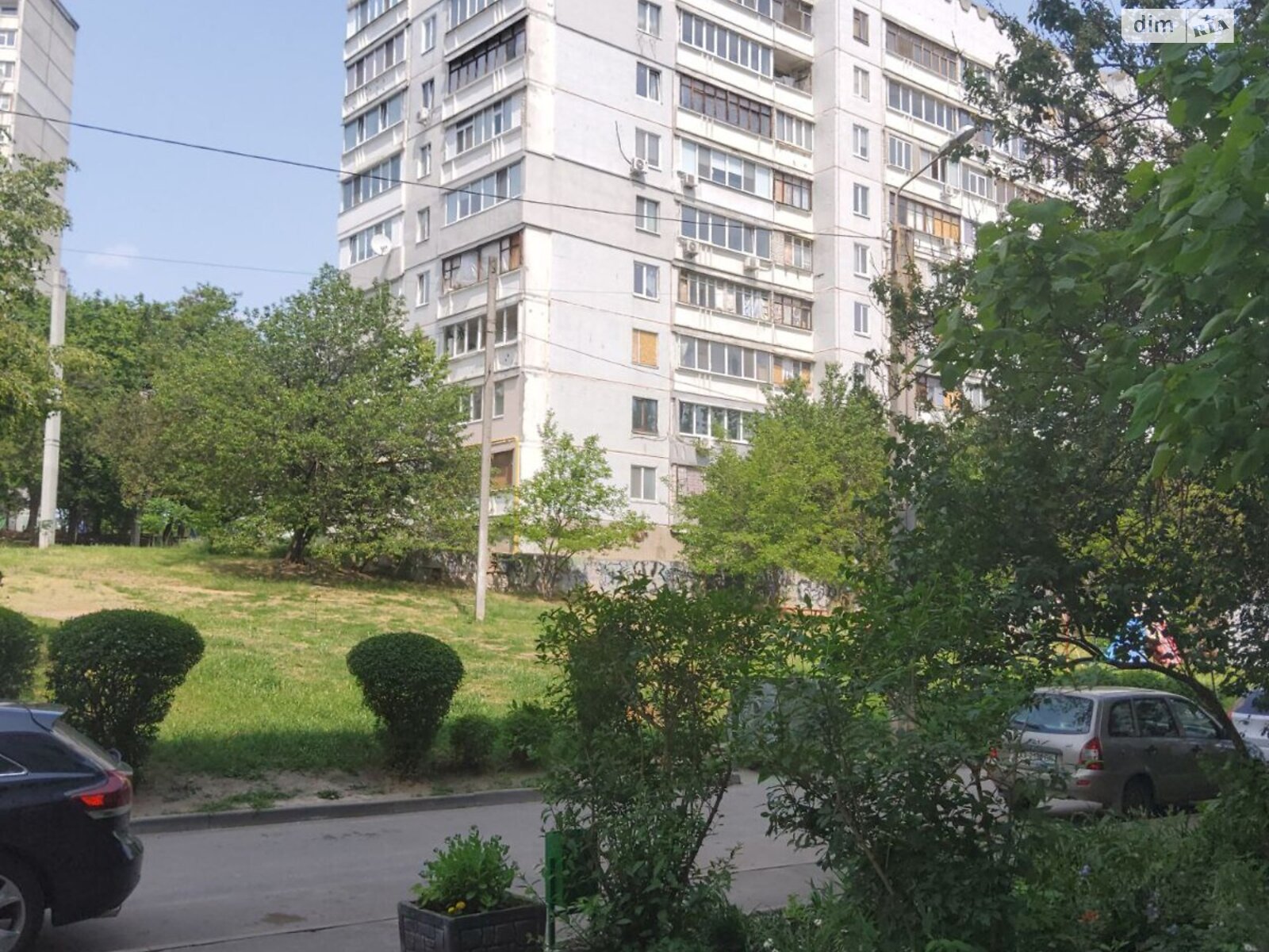 двокімнатна квартира в Харкові, район Північна Салтівка, на вул. Метробудівників 27 в довготривалу оренду помісячно фото 1 двокімнатна квартира в Харкові, район Північна Салтівка, на вул. Метробудівників 27 в довготривалу оренду помісячно фото 1