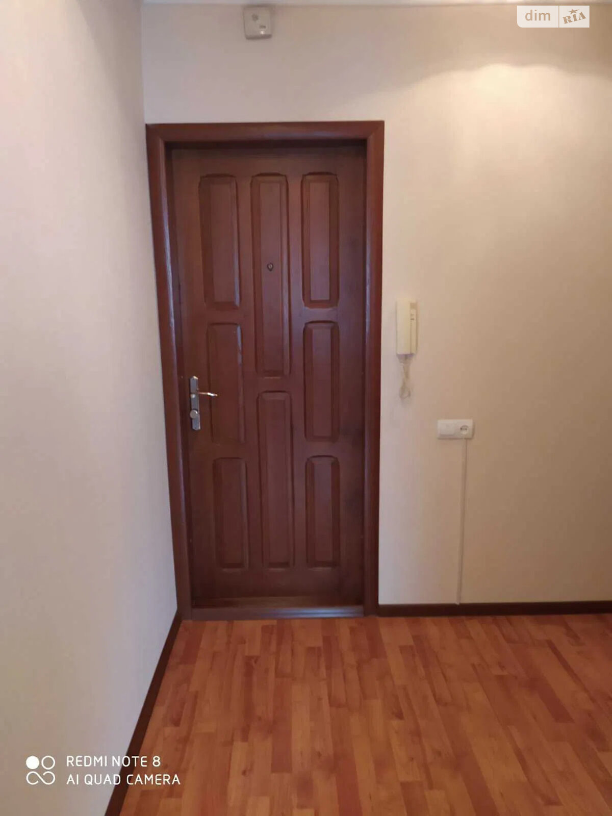 двухкомнатная квартира в Харькове, район Шевченковский, на ул. Энвера Ахсарова 11А в аренду на долгий срок помесячно фото 1 двухкомнатная квартира в Харькове, район Шевченковский, на ул. Энвера Ахсарова 11А в аренду на долгий срок помесячно фото 1