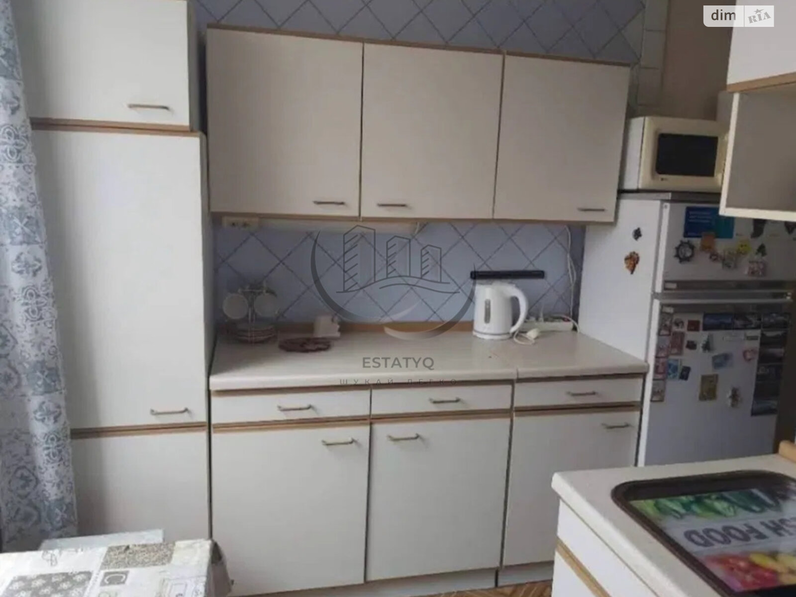трехкомнатная квартира в Харькове, район Шевченковский, на просп. Победы 64 в аренду на долгий срок помесячно фото 1 трехкомнатная квартира в Харькове, район Шевченковский, на просп. Победы 64 в аренду на долгий срок помесячно фото 1
