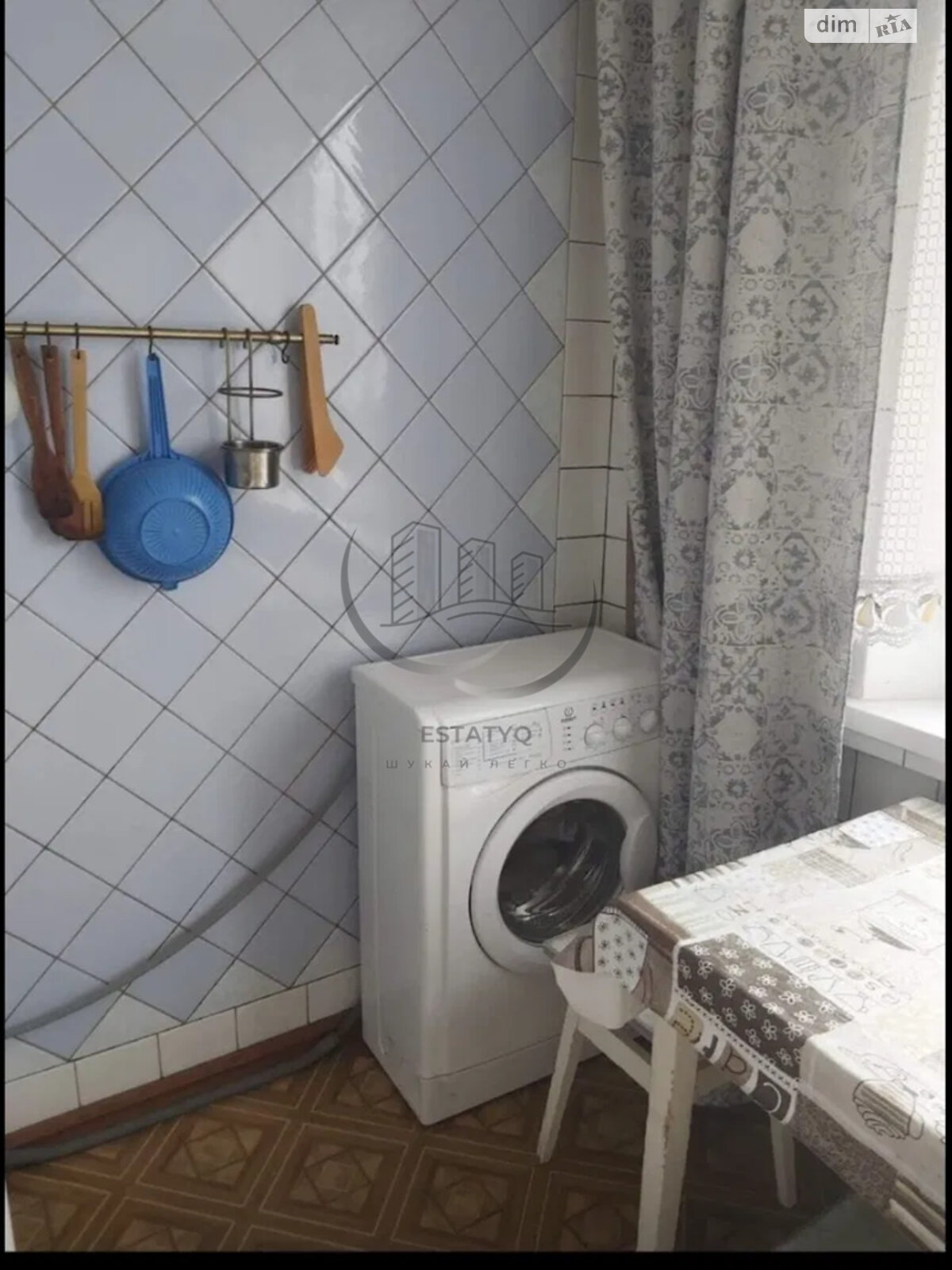 трехкомнатная квартира в Харькове, район Шевченковский, на просп. Победы 64 в аренду на долгий срок помесячно фото 1 трехкомнатная квартира в Харькове, район Шевченковский, на просп. Победы 64 в аренду на долгий срок помесячно фото 1