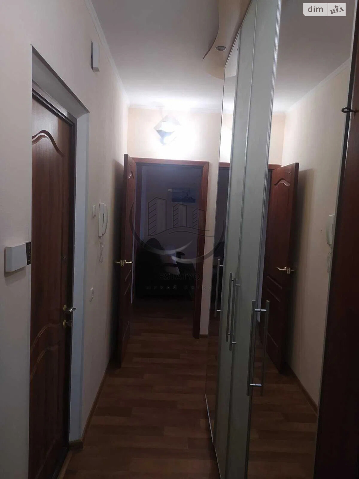 двухкомнатная квартира в Харькове, район Шевченковский, на просп. Победы 66А в аренду на долгий срок помесячно фото 1 двухкомнатная квартира в Харькове, район Шевченковский, на просп. Победы 66А в аренду на долгий срок помесячно фото 1