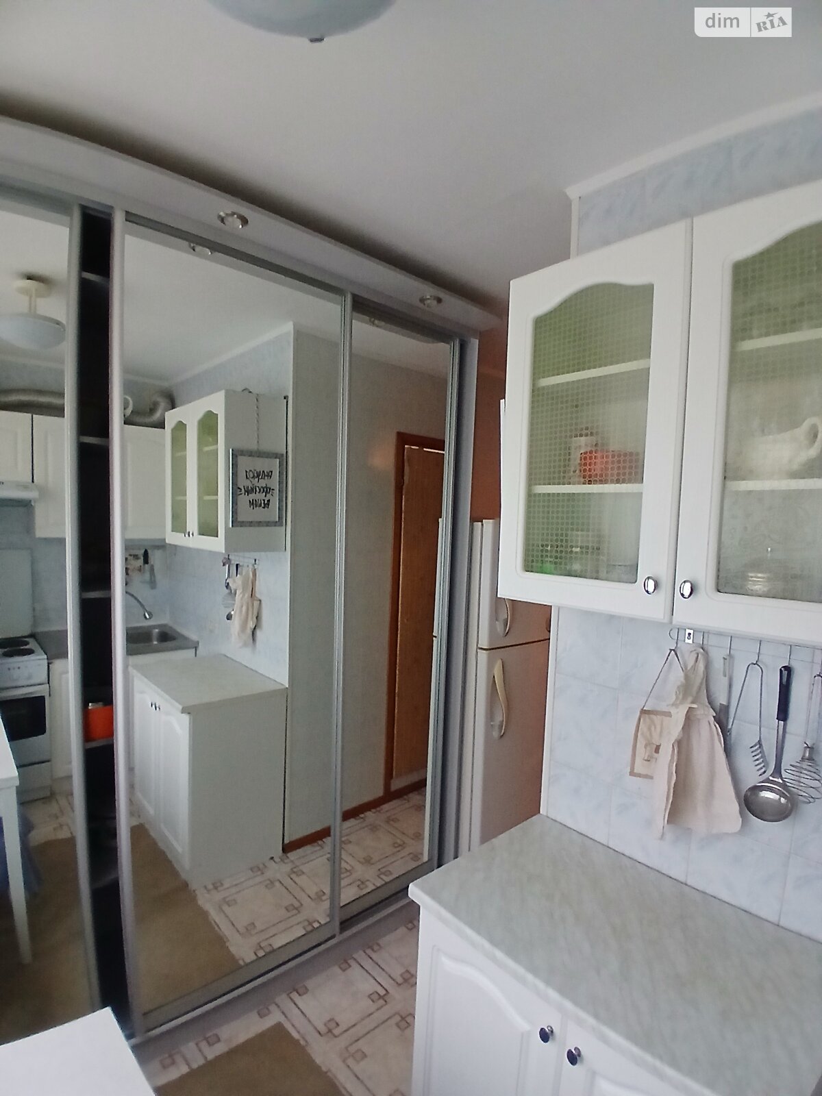 двухкомнатная квартира в Харькове, район Шевченковский, на просп. Победы 72 в аренду на долгий срок помесячно фото 1 двухкомнатная квартира в Харькове, район Шевченковский, на просп. Победы 72 в аренду на долгий срок помесячно фото 1