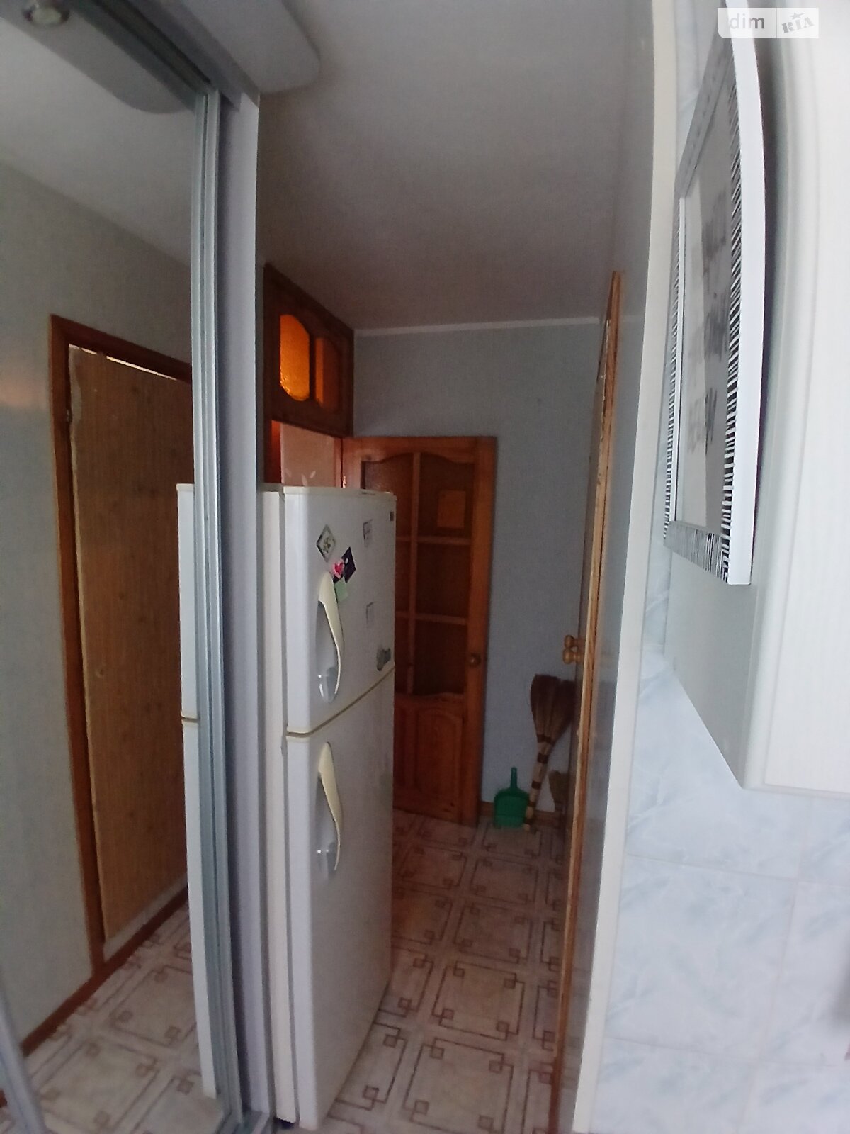 двухкомнатная квартира в Харькове, район Шевченковский, на просп. Победы 72 в аренду на долгий срок помесячно фото 1 двухкомнатная квартира в Харькове, район Шевченковский, на просп. Победы 72 в аренду на долгий срок помесячно фото 1