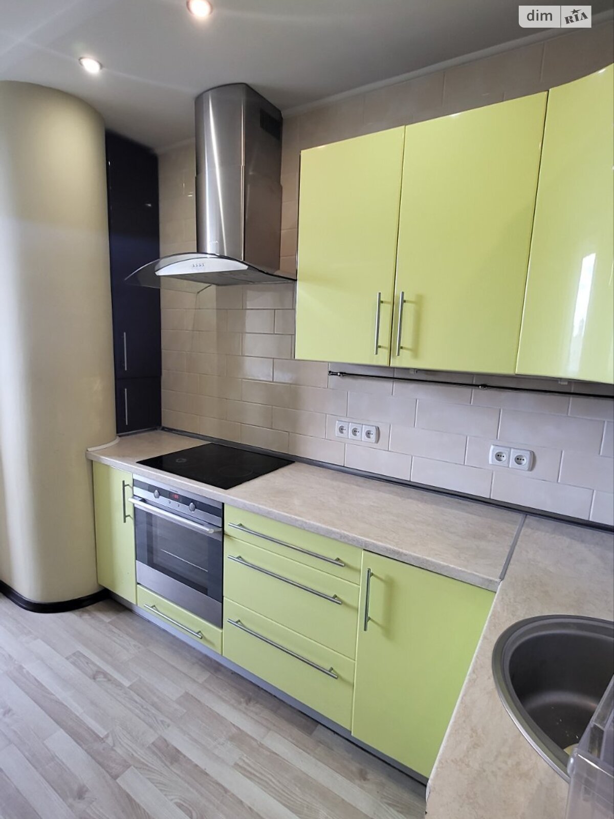 однокомнатная квартира в Харькове, район Слободской, на просп. Аэрокосмический 41/2 в аренду на долгий срок помесячно фото 1 однокомнатная квартира в Харькове, район Слободской, на просп. Аэрокосмический 41/2 в аренду на долгий срок помесячно фото 1