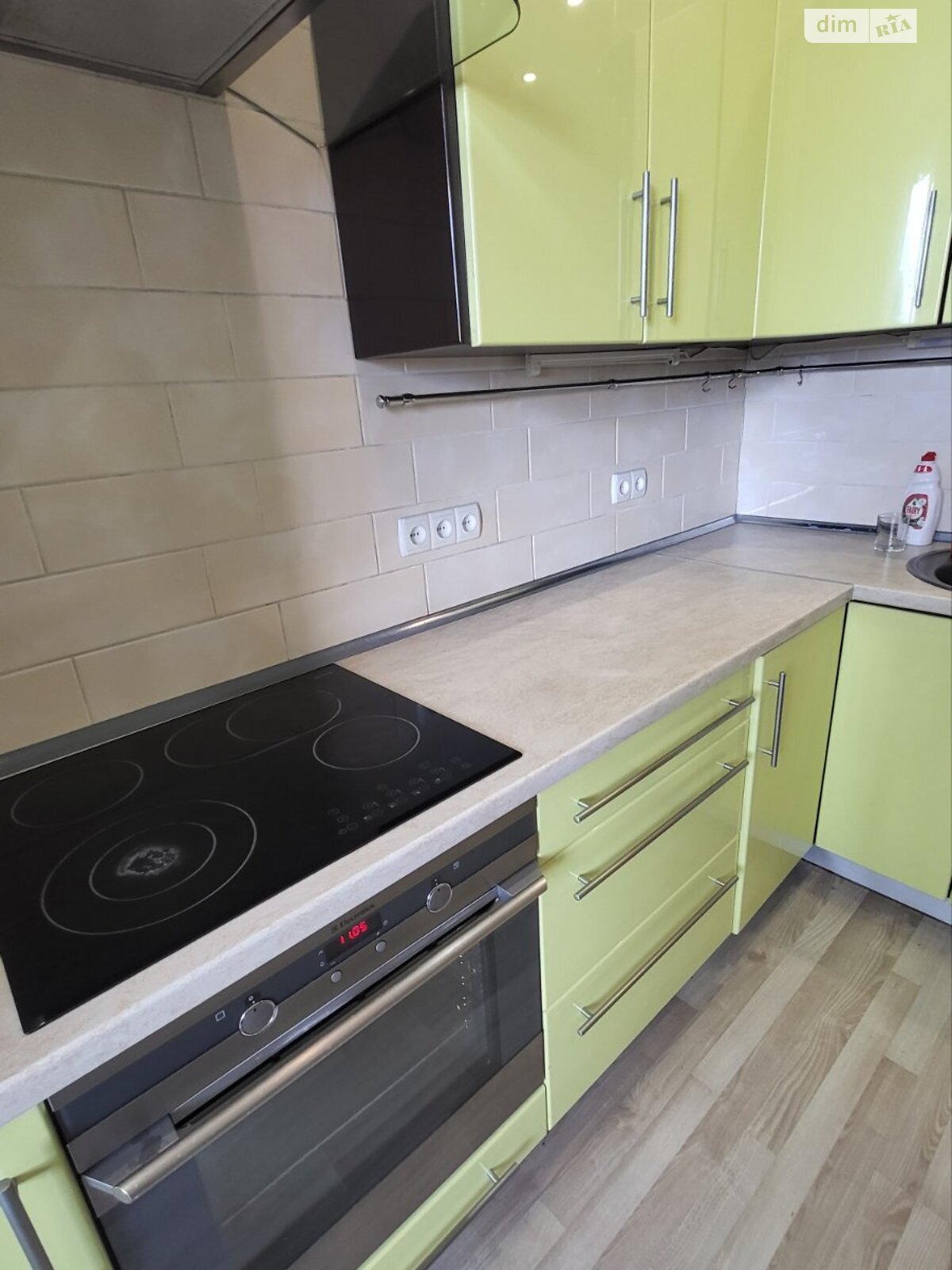 однокомнатная квартира в Харькове, район Слободской, на просп. Аэрокосмический 41/2 в аренду на долгий срок помесячно фото 1 однокомнатная квартира в Харькове, район Слободской, на просп. Аэрокосмический 41/2 в аренду на долгий срок помесячно фото 1