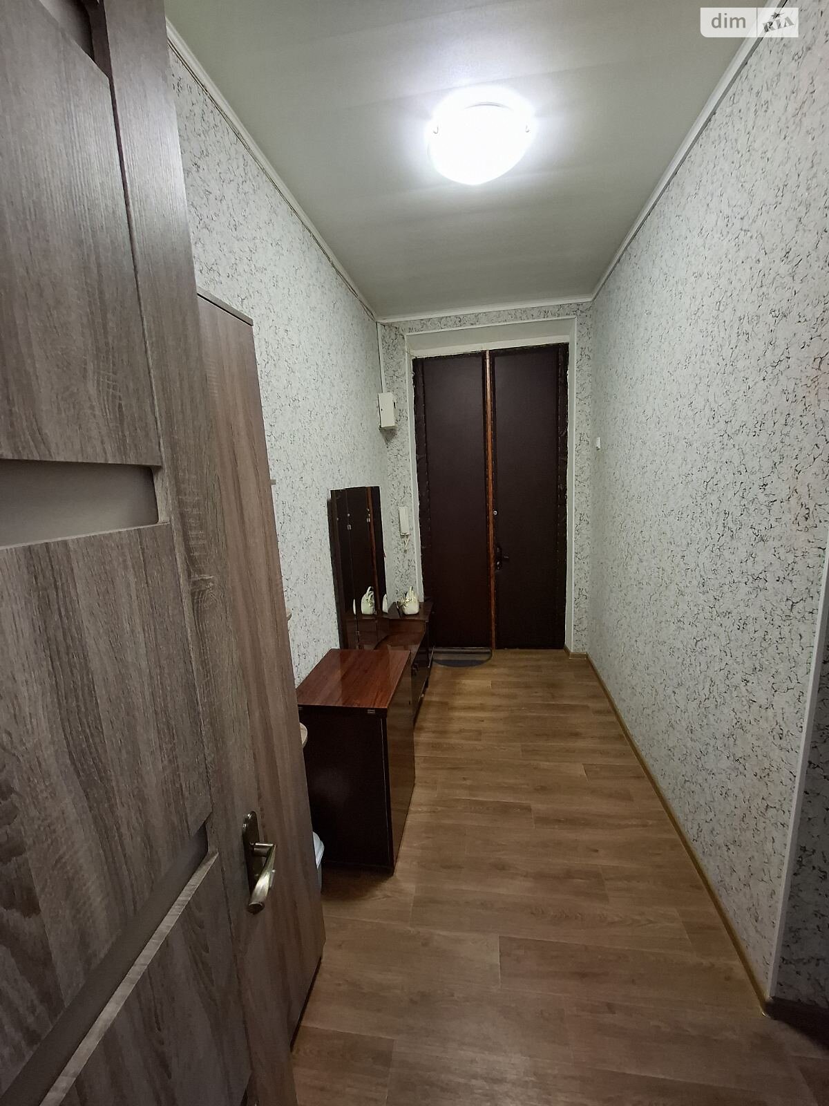 двухкомнатная квартира в Харькове, район Слободской, на просп. Героев Харькова 96 в аренду на долгий срок помесячно фото 1 двухкомнатная квартира в Харькове, район Слободской, на просп. Героев Харькова 96 в аренду на долгий срок помесячно фото 1