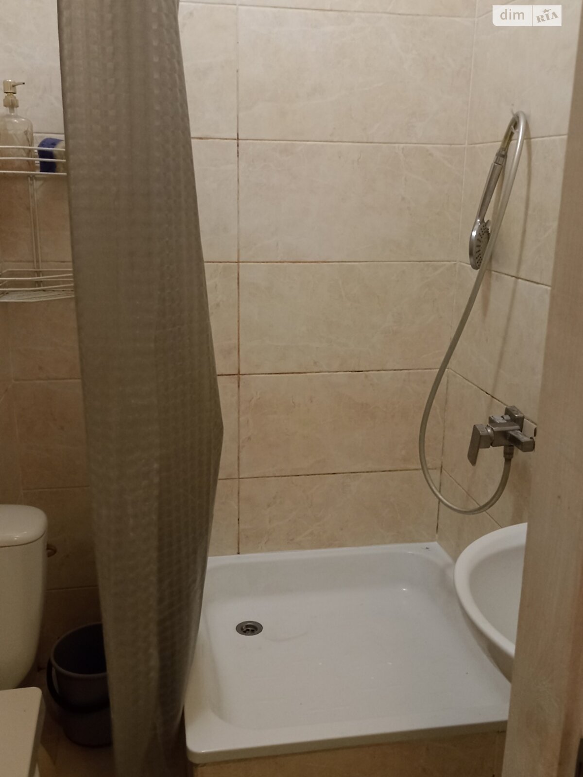 однокомнатная квартира в Харькове, район Слободской, на ул. Холодноярская 18 в аренду на долгий срок помесячно фото 1