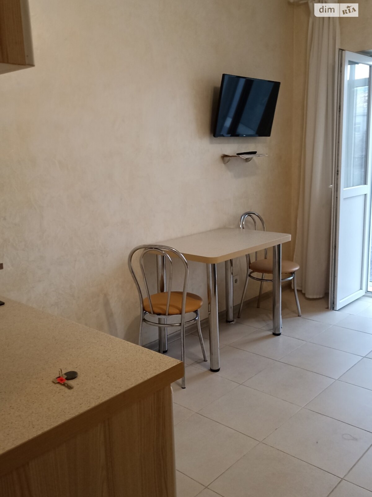 однокомнатная квартира в Харькове, район Слободской, на ул. Холодноярская 18 в аренду на долгий срок помесячно фото 1