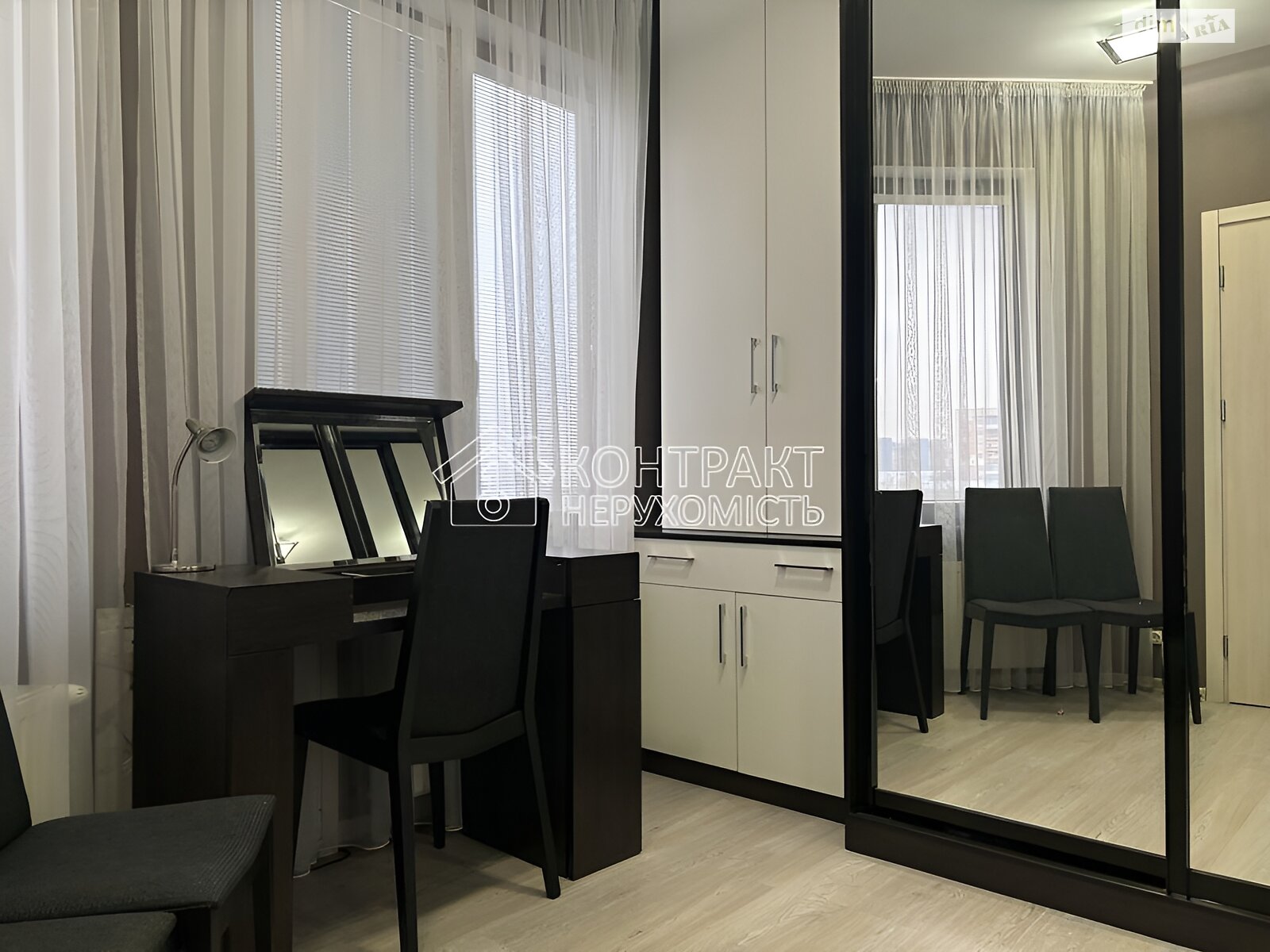 двухкомнатная квартира в Харькове, район Центр, на ул. Свободы в аренду на долгий срок помесячно фото 1 двухкомнатная квартира в Харькове, район Центр, на ул. Свободы в аренду на долгий срок помесячно фото 1