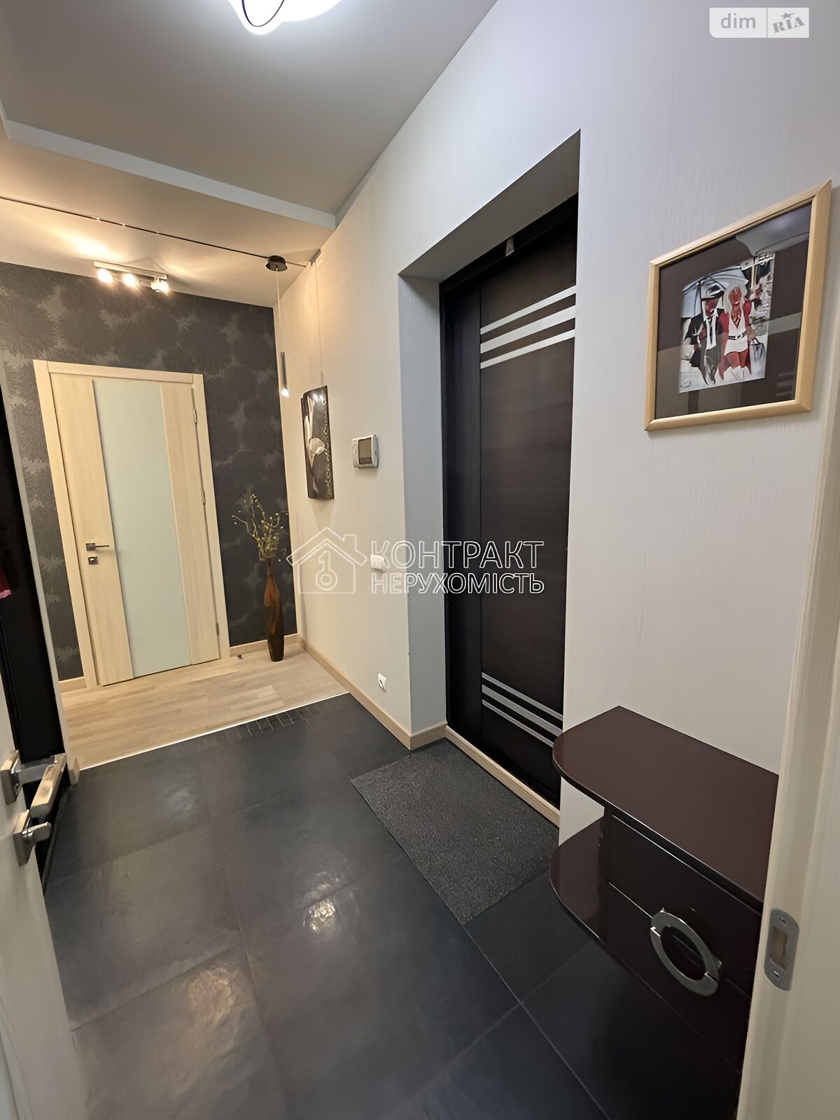 двухкомнатная квартира в Харькове, район Центр, на ул. Свободы в аренду на долгий срок помесячно фото 1 двухкомнатная квартира в Харькове, район Центр, на ул. Свободы в аренду на долгий срок помесячно фото 1