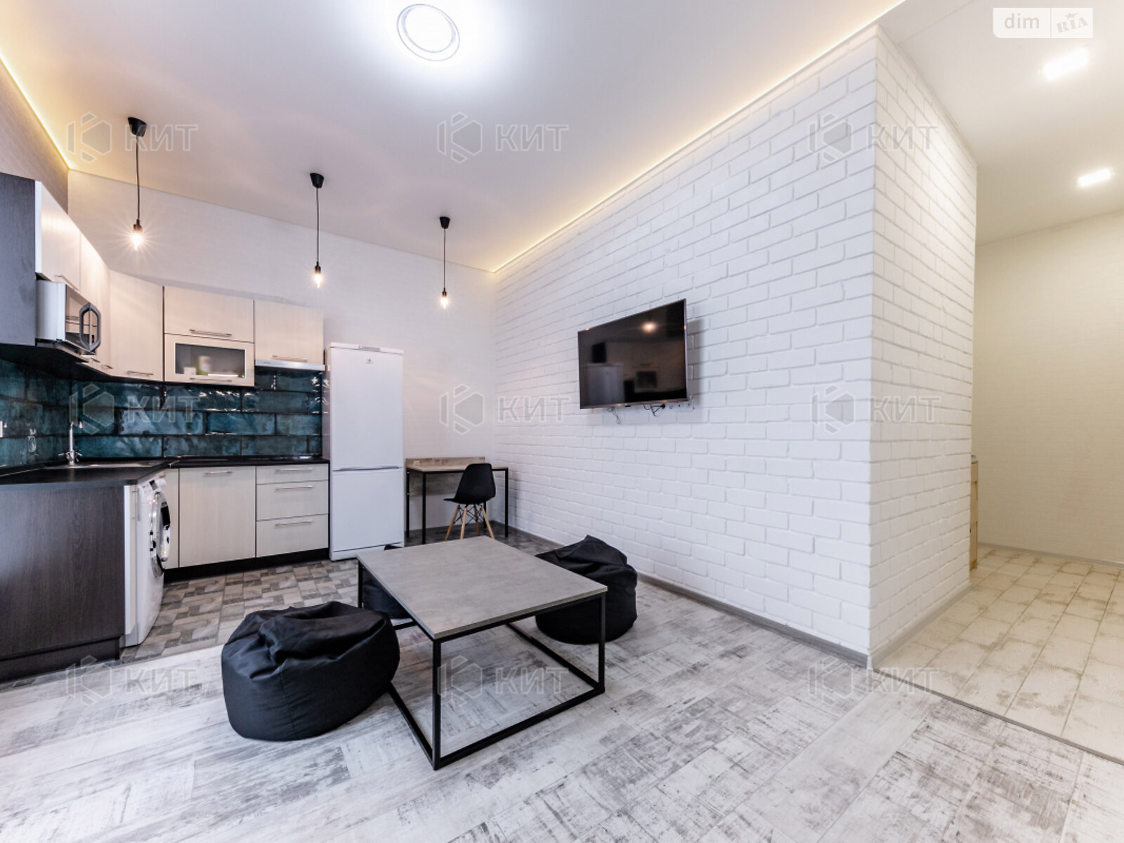 однокомнатная квартира в Харькове, район Центр, на ул. Краснооктябрьская 15 в аренду на долгий срок помесячно фото 1 однокомнатная квартира в Харькове, район Центр, на ул. Краснооктябрьская 15 в аренду на долгий срок помесячно фото 1