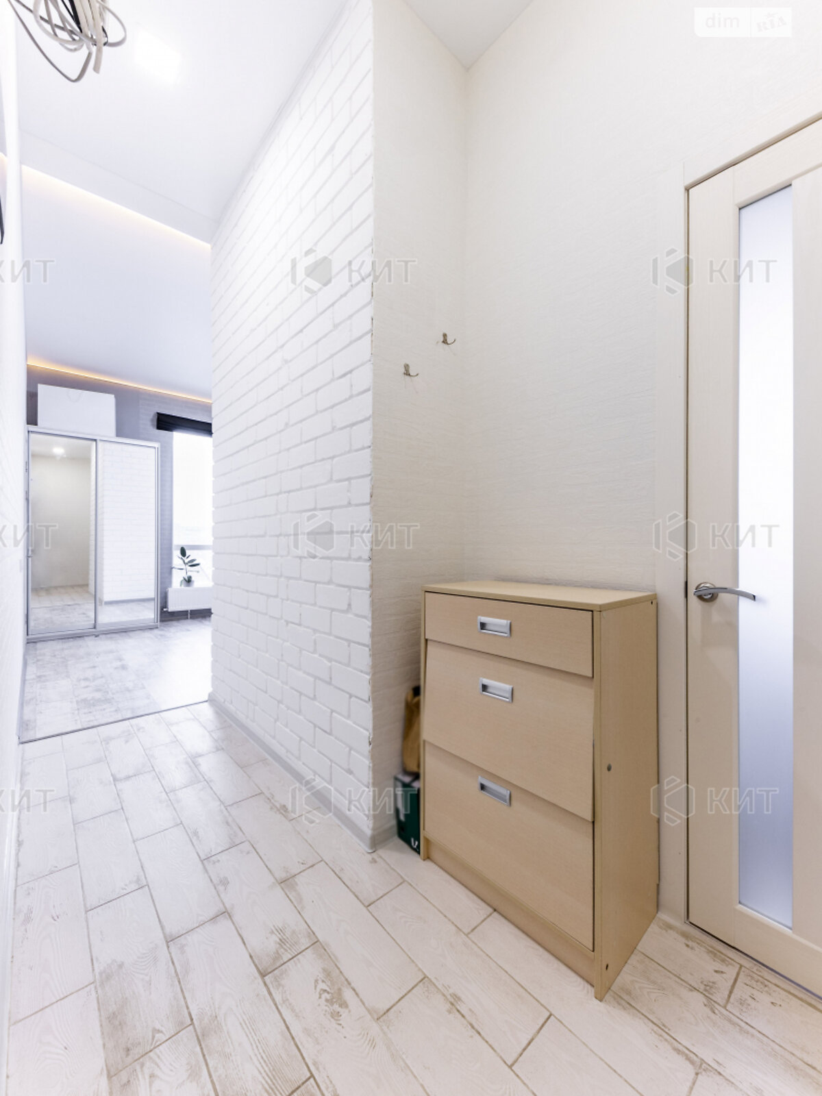 однокомнатная квартира в Харькове, район Центр, на ул. Краснооктябрьская 15 в аренду на долгий срок помесячно фото 1 однокомнатная квартира в Харькове, район Центр, на ул. Краснооктябрьская 15 в аренду на долгий срок помесячно фото 1