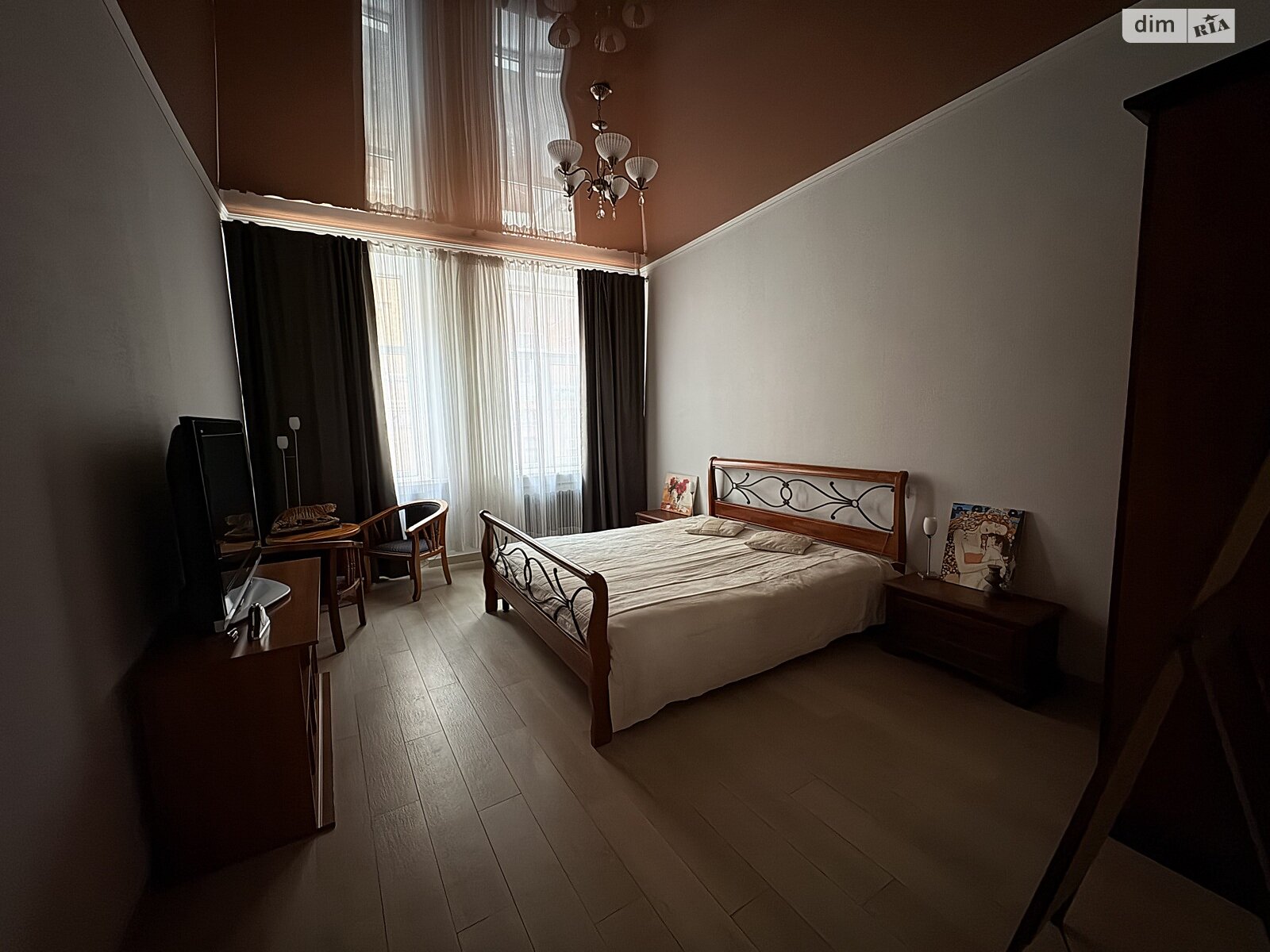 трехкомнатная квартира в Харькове, район Центр, на ул. Рымарская 23А, кв. 22 в аренду на долгий срок помесячно фото 1