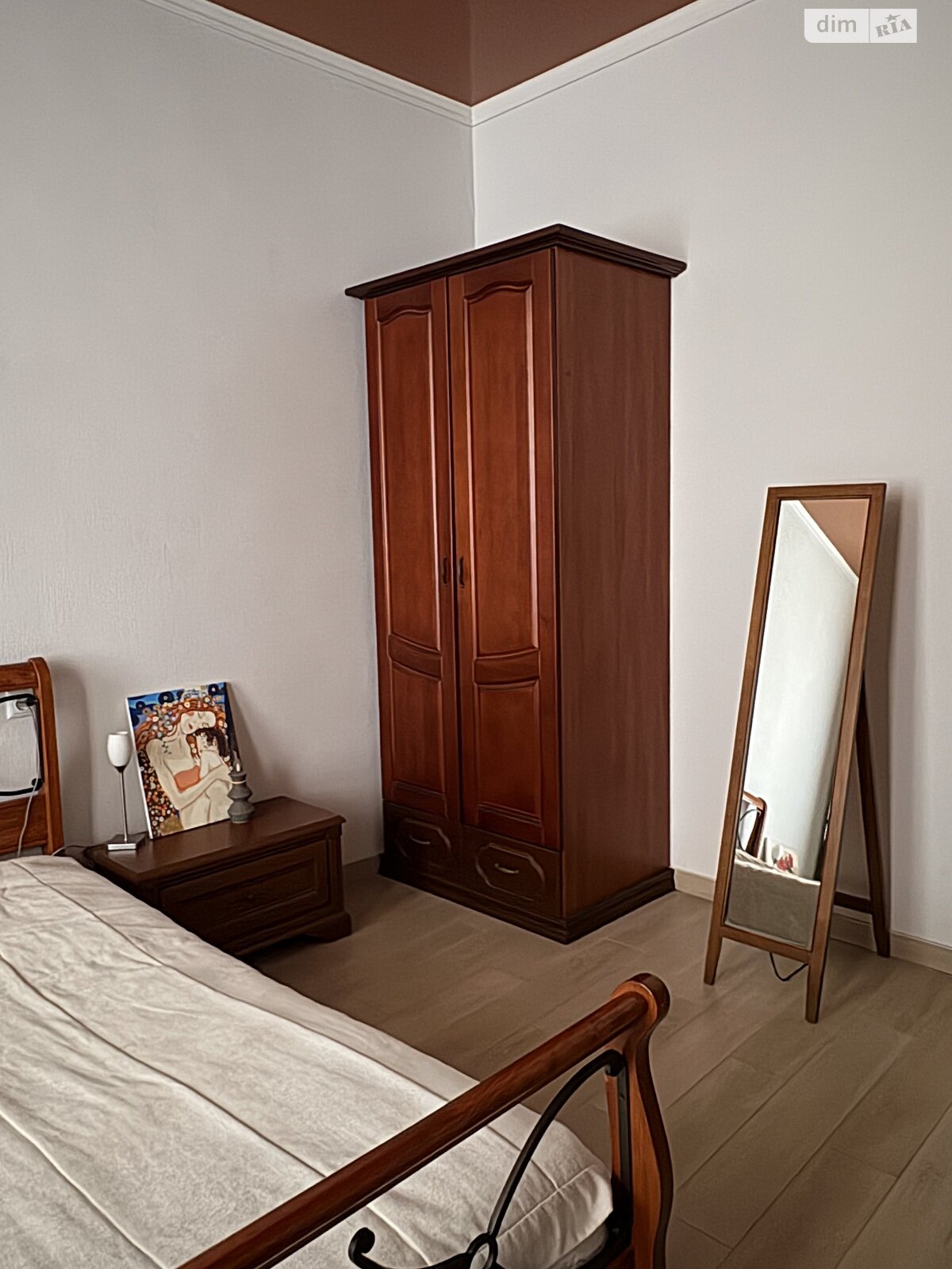 трехкомнатная квартира в Харькове, район Центр, на ул. Рымарская 23А, кв. 22 в аренду на долгий срок помесячно фото 1