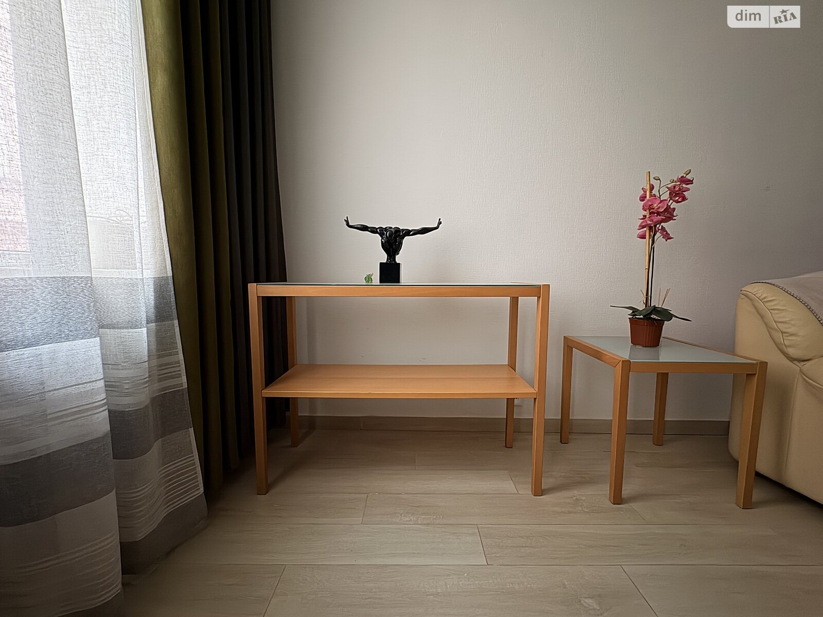 трехкомнатная квартира в Харькове, район Центр, на ул. Рымарская 23А, кв. 22 в аренду на долгий срок помесячно фото 1