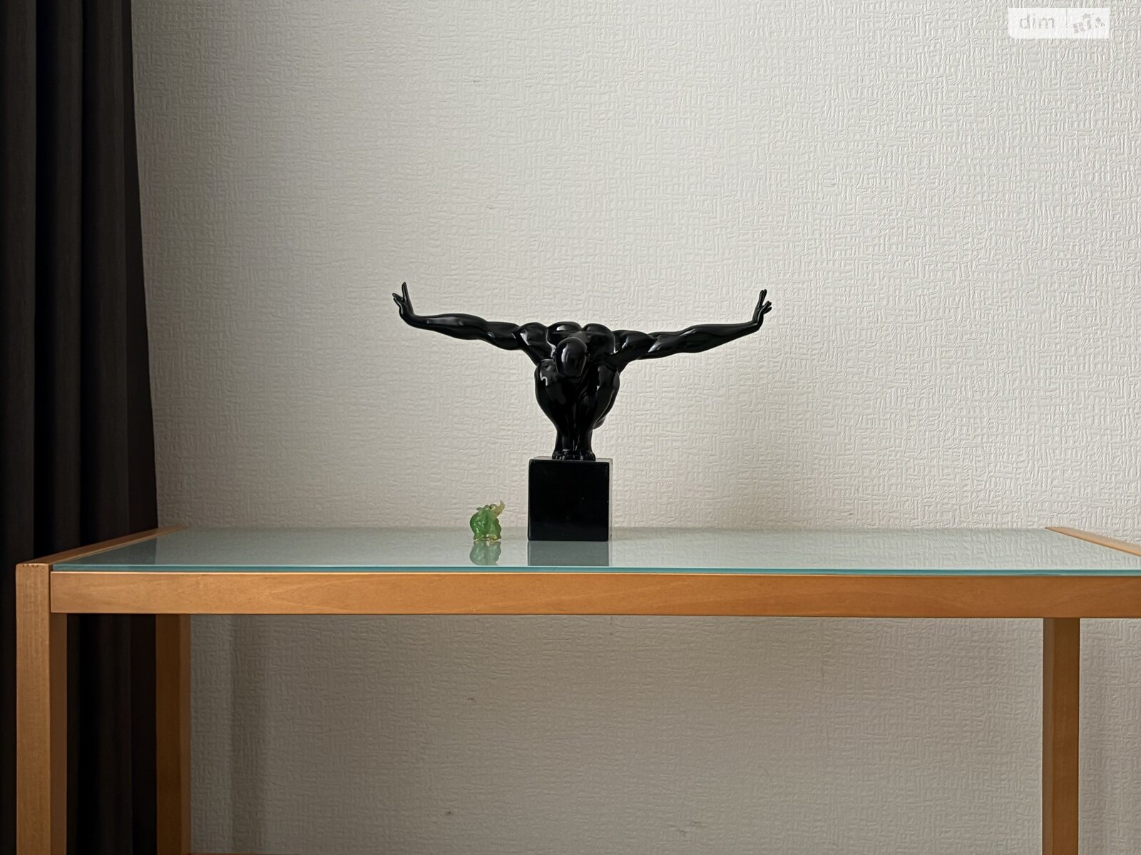 трехкомнатная квартира в Харькове, район Центр, на ул. Рымарская 23А, кв. 22 в аренду на долгий срок помесячно фото 1