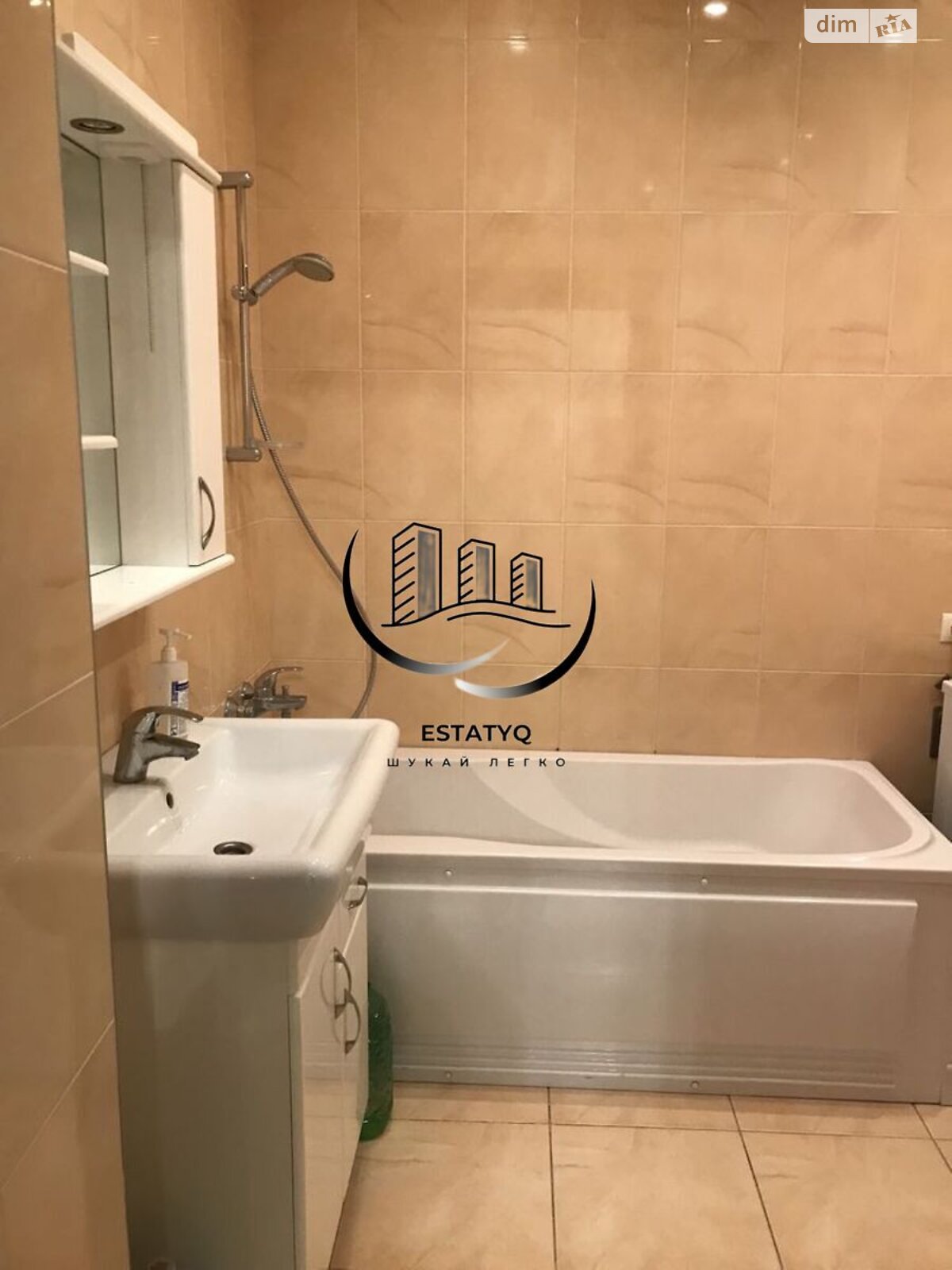 двокімнатна квартира в Харкові, район Центр, на вул. Сумська 63 в довготривалу оренду помісячно фото 1 двокімнатна квартира в Харкові, район Центр, на вул. Сумська 63 в довготривалу оренду помісячно фото 1