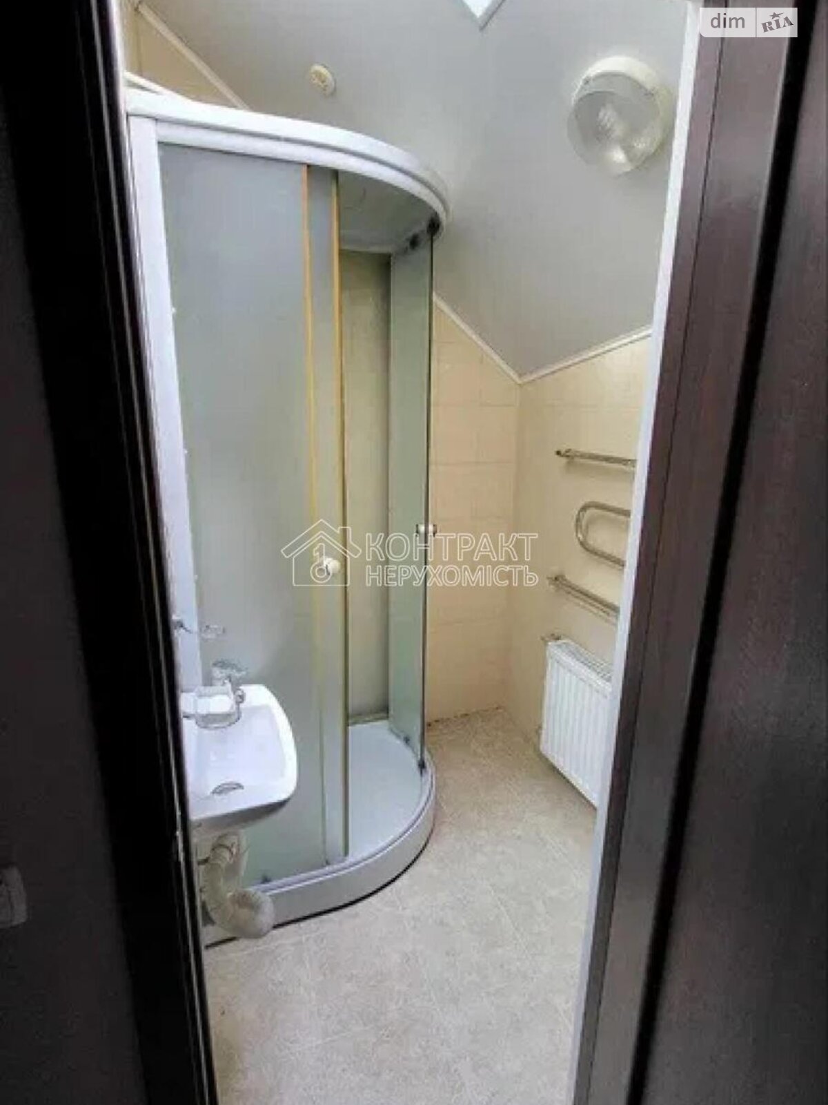 пятикомнатная квартира без мебели в Харькове, район Центр, на ул. Сумская 5 в аренду на долгий срок помесячно фото 1 пятикомнатная квартира без мебели в Харькове, район Центр, на ул. Сумская 5 в аренду на долгий срок помесячно фото 1