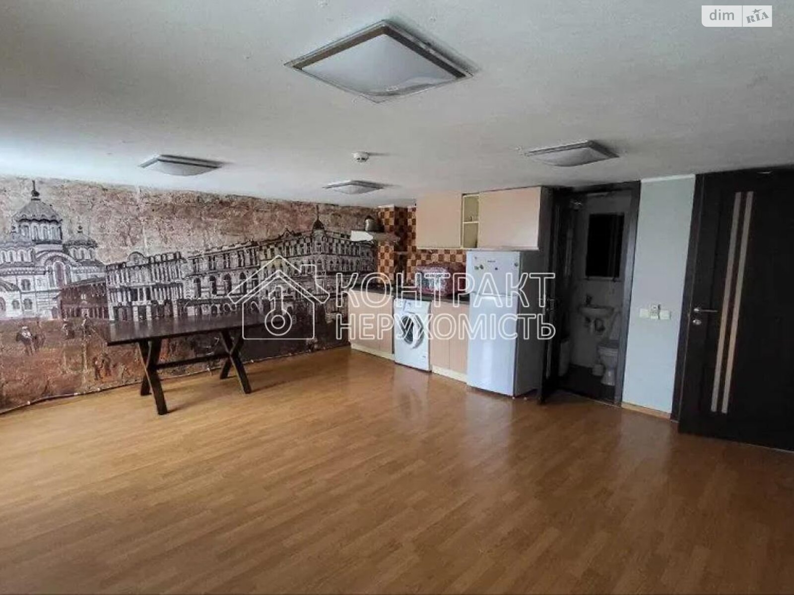 пятикомнатная квартира без мебели в Харькове, район Центр, на ул. Сумская 5 в аренду на долгий срок помесячно фото 1 пятикомнатная квартира без мебели в Харькове, район Центр, на ул. Сумская 5 в аренду на долгий срок помесячно фото 1