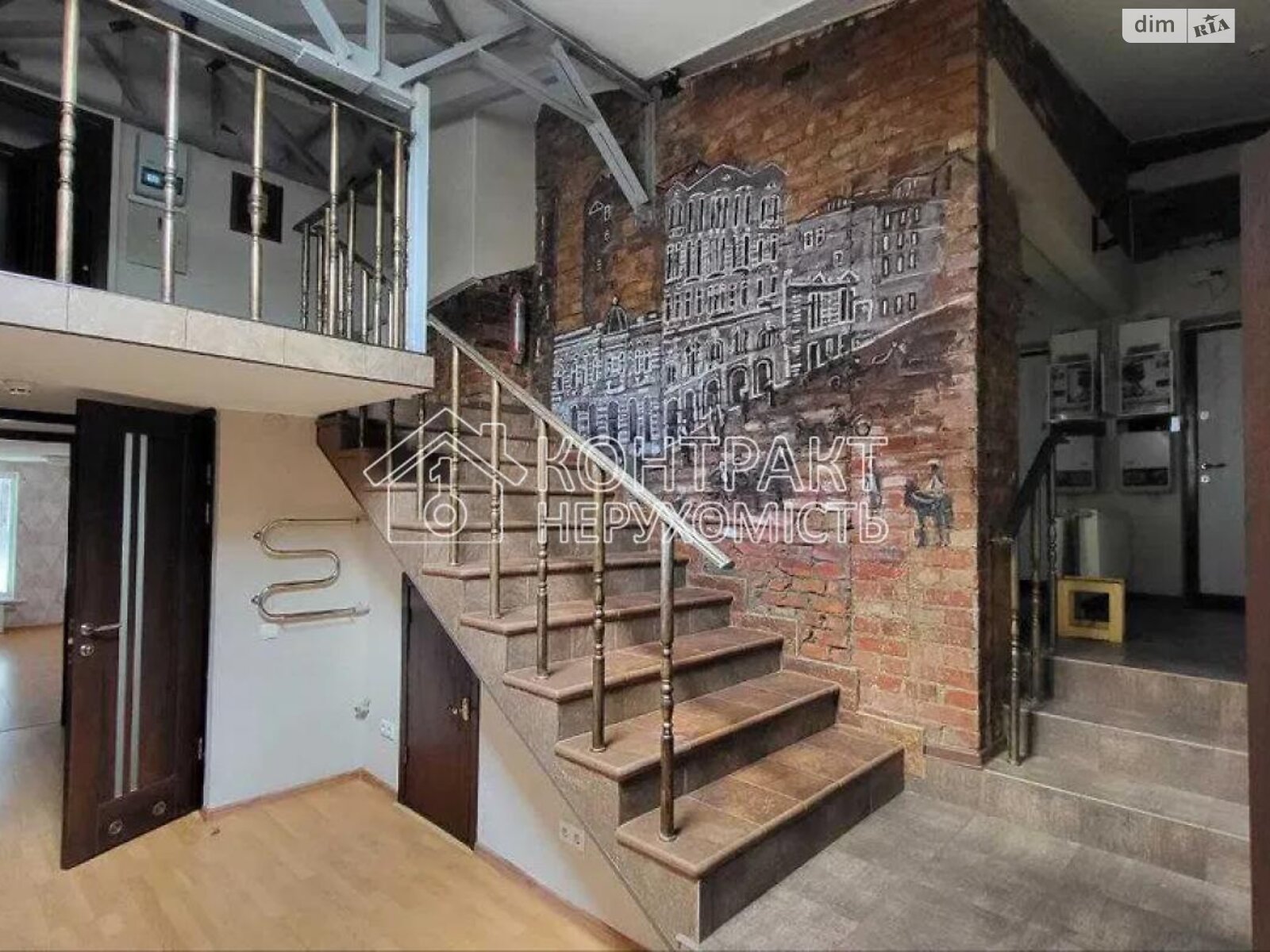 пятикомнатная квартира без мебели в Харькове, район Центр, на ул. Сумская 5 в аренду на долгий срок помесячно фото 1 пятикомнатная квартира без мебели в Харькове, район Центр, на ул. Сумская 5 в аренду на долгий срок помесячно фото 1