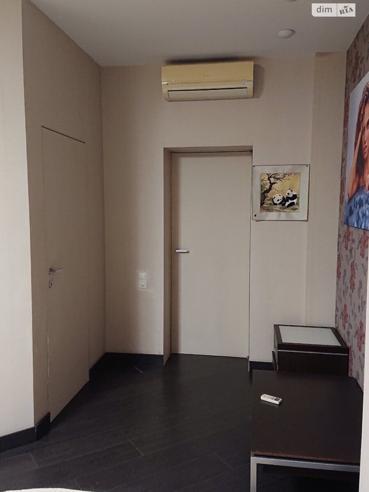 трехкомнатная квартира в Харькове, район Центр, на ул. Ярослава Мудрого 30А в аренду на долгий срок помесячно фото 1 трехкомнатная квартира в Харькове, район Центр, на ул. Ярослава Мудрого 30А в аренду на долгий срок помесячно фото 1