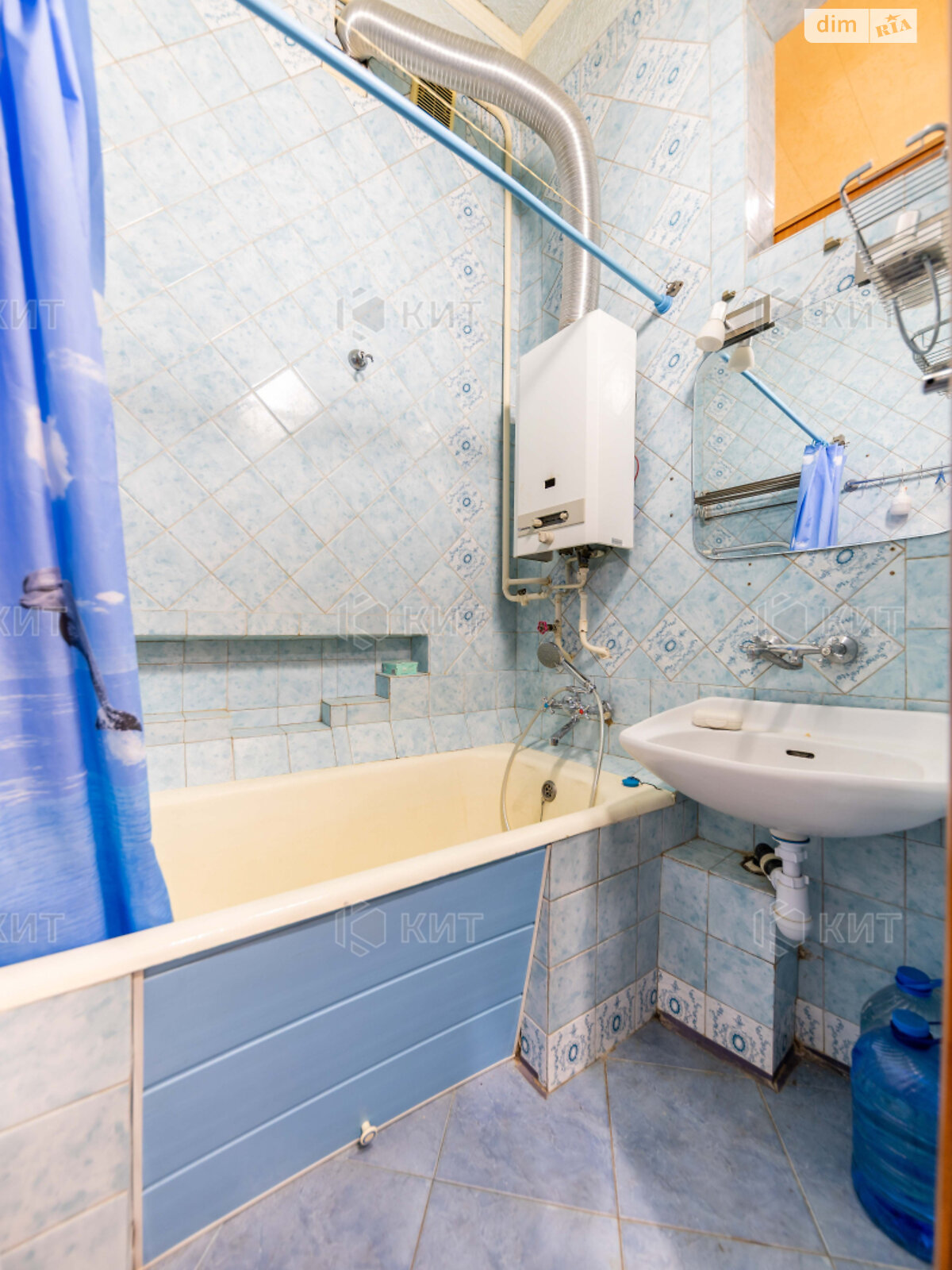 трехкомнатная квартира в Харькове, район Центр, на ул. Багалея 17 в аренду на долгий срок помесячно фото 1 трехкомнатная квартира в Харькове, район Центр, на ул. Багалея 17 в аренду на долгий срок помесячно фото 1