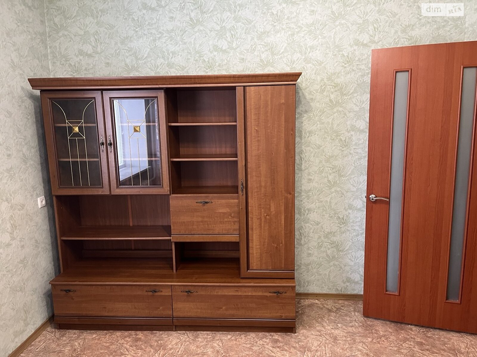 трикімнатна квартира в Харкові, район Індустріальний, на вул. Миру 74 в довготривалу оренду помісячно фото 1