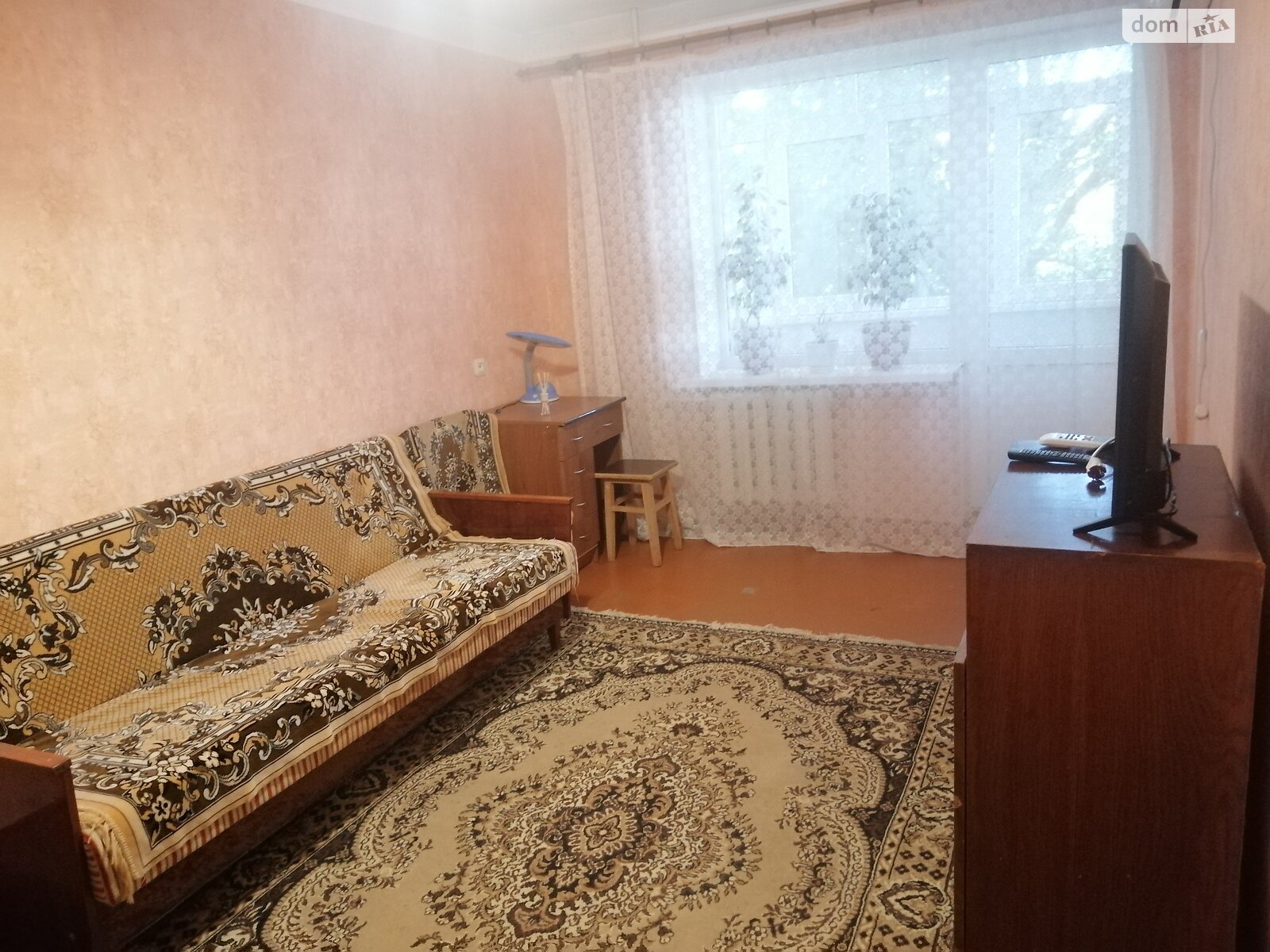 однокомнатная квартира в Херсоне, район ХБК, на ул. Мира 21 в аренду на долгий срок помесячно фото 1 однокомнатная квартира в Херсоне, район ХБК, на ул. Мира 21 в аренду на долгий срок помесячно фото 1