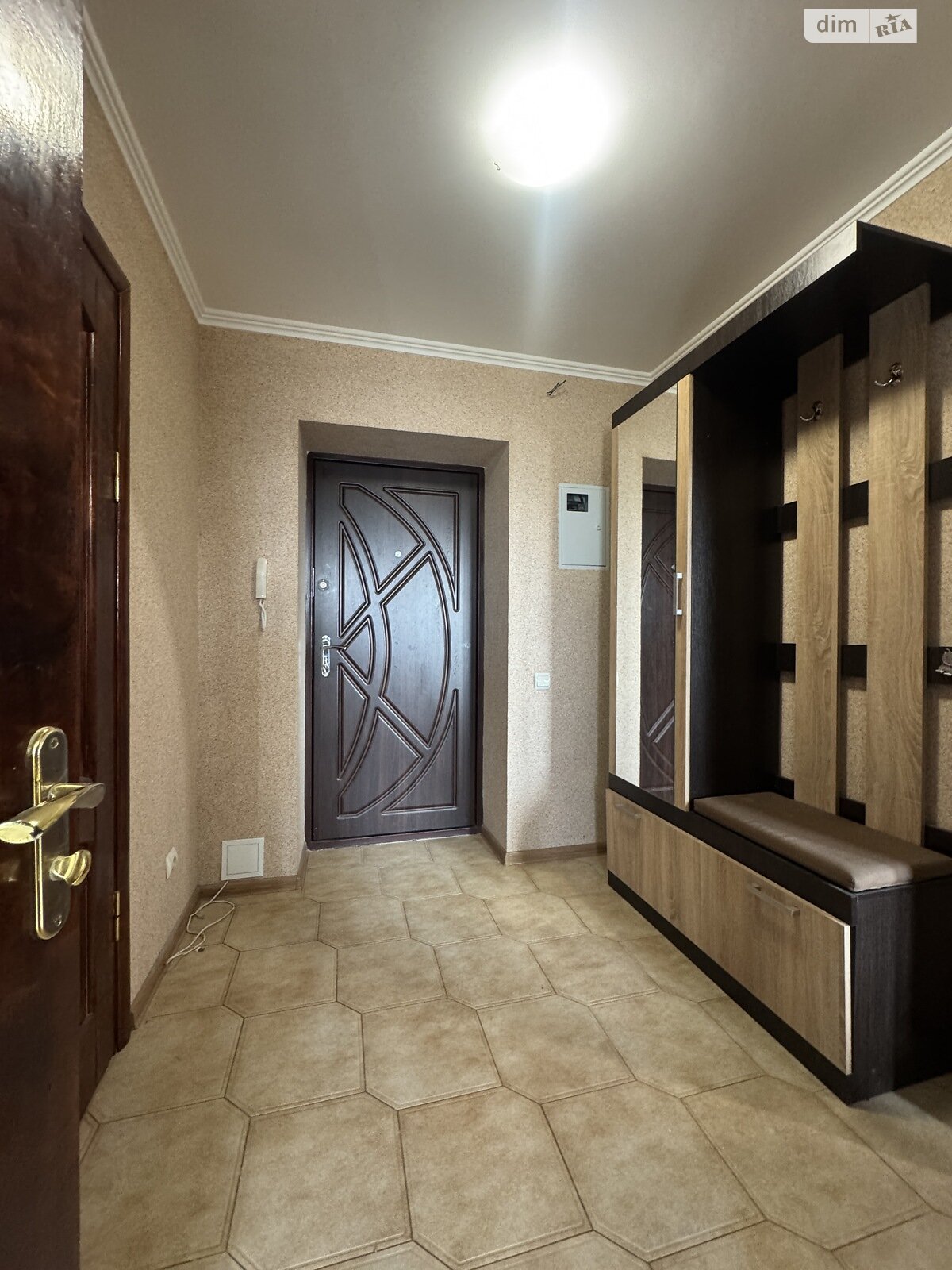 однокомнатная квартира в Хмельницком, район Дубово, на ул. Профессора Николая Чернобрового 13 в аренду на долгий срок помесячно фото 1 однокомнатная квартира в Хмельницком, район Дубово, на ул. Профессора Николая Чернобрового 13 в аренду на долгий срок помесячно фото 1