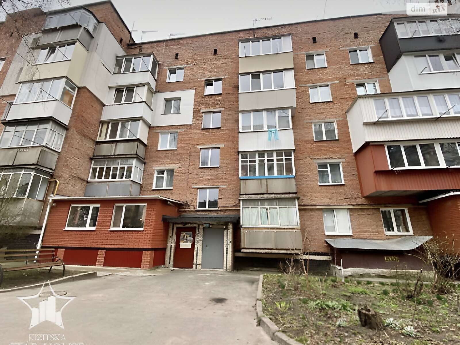 двухкомнатная квартира в Хмельницком, район Дубово, на ул. Сковороды Григория 9/3 в аренду на долгий срок помесячно фото 1 двухкомнатная квартира в Хмельницком, район Дубово, на ул. Сковороды Григория 9/3 в аренду на долгий срок помесячно фото 1