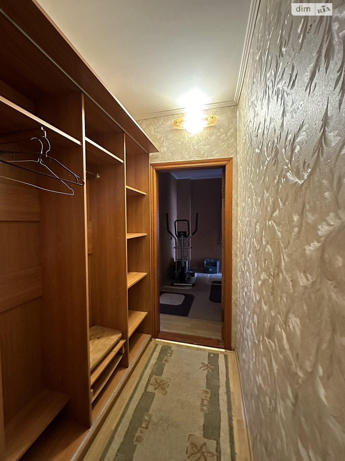 четырехкомнатная квартира в Хмельницком, район Гречаны, на ул. Проскуровского Подполья 203 в аренду на долгий срок помесячно фото 1 четырехкомнатная квартира в Хмельницком, район Гречаны, на ул. Проскуровского Подполья 203 в аренду на долгий срок помесячно фото 1
