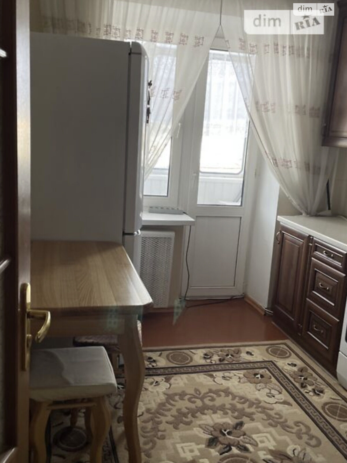 трехкомнатная квартира в Хмельницком, район Кавказ, на пер. Ипподромный 18 в аренду на долгий срок помесячно фото 1