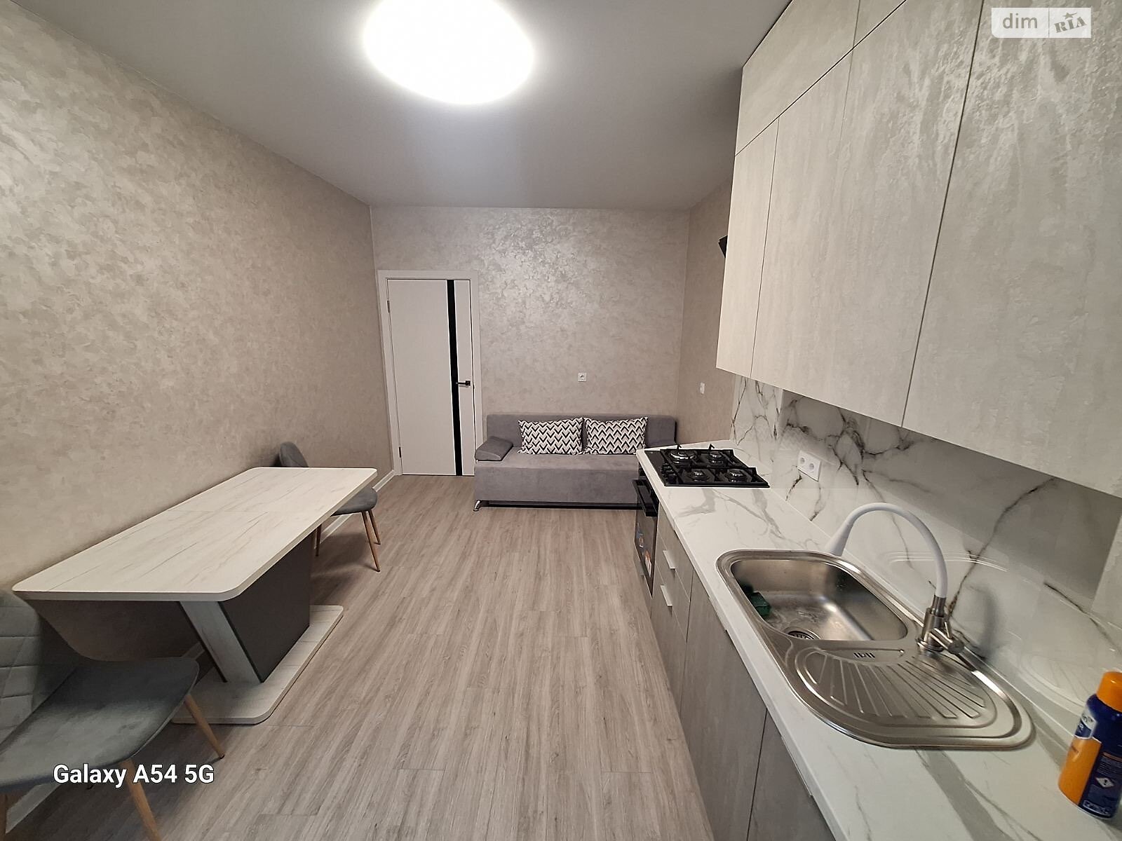 однокомнатная квартира в Хмельницком, на ул. Лесогриневецкая в аренду на долгий срок помесячно фото 1 однокомнатная квартира в Хмельницком, на ул. Лесогриневецкая в аренду на долгий срок помесячно фото 1