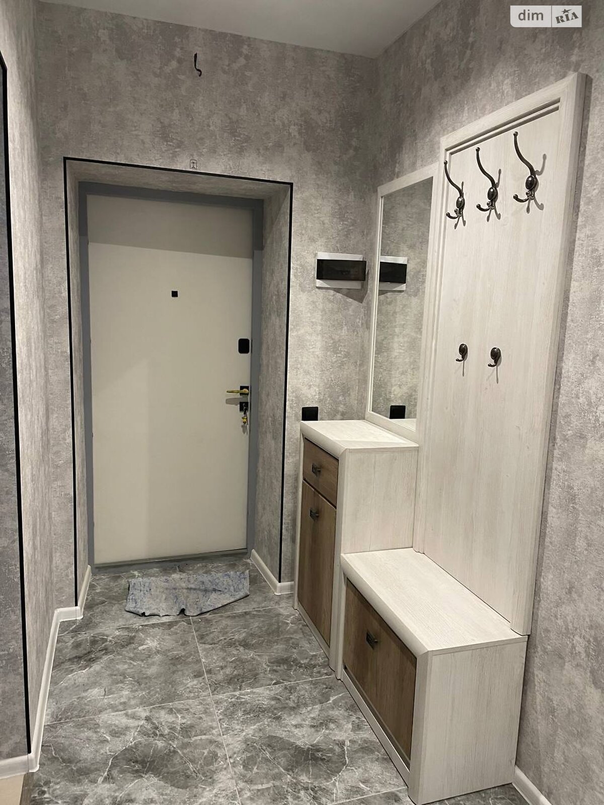 однокомнатная квартира в Хмельницком, район Лезневое, на ул. Винницкая 1/8Б в аренду на долгий срок помесячно фото 1