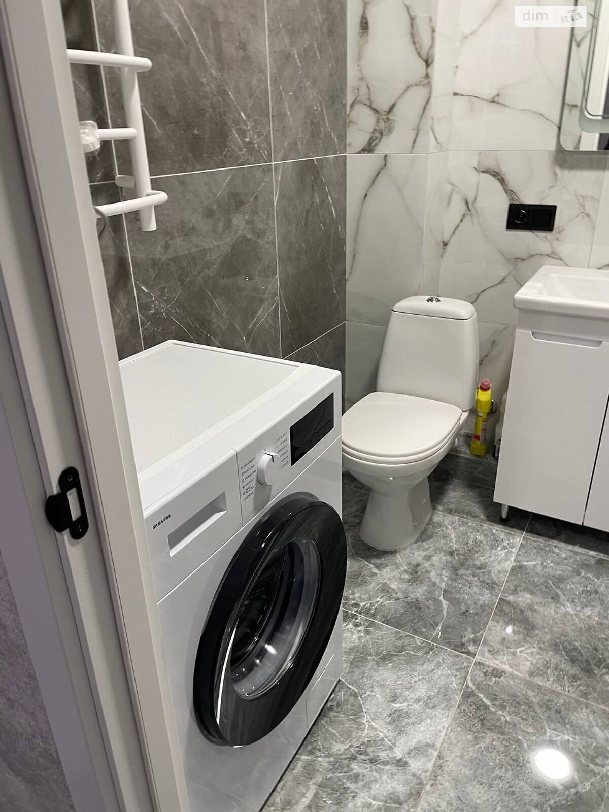 однокомнатная квартира в Хмельницком, район Лезневое, на ул. Винницкая 1/8Б в аренду на долгий срок помесячно фото 1