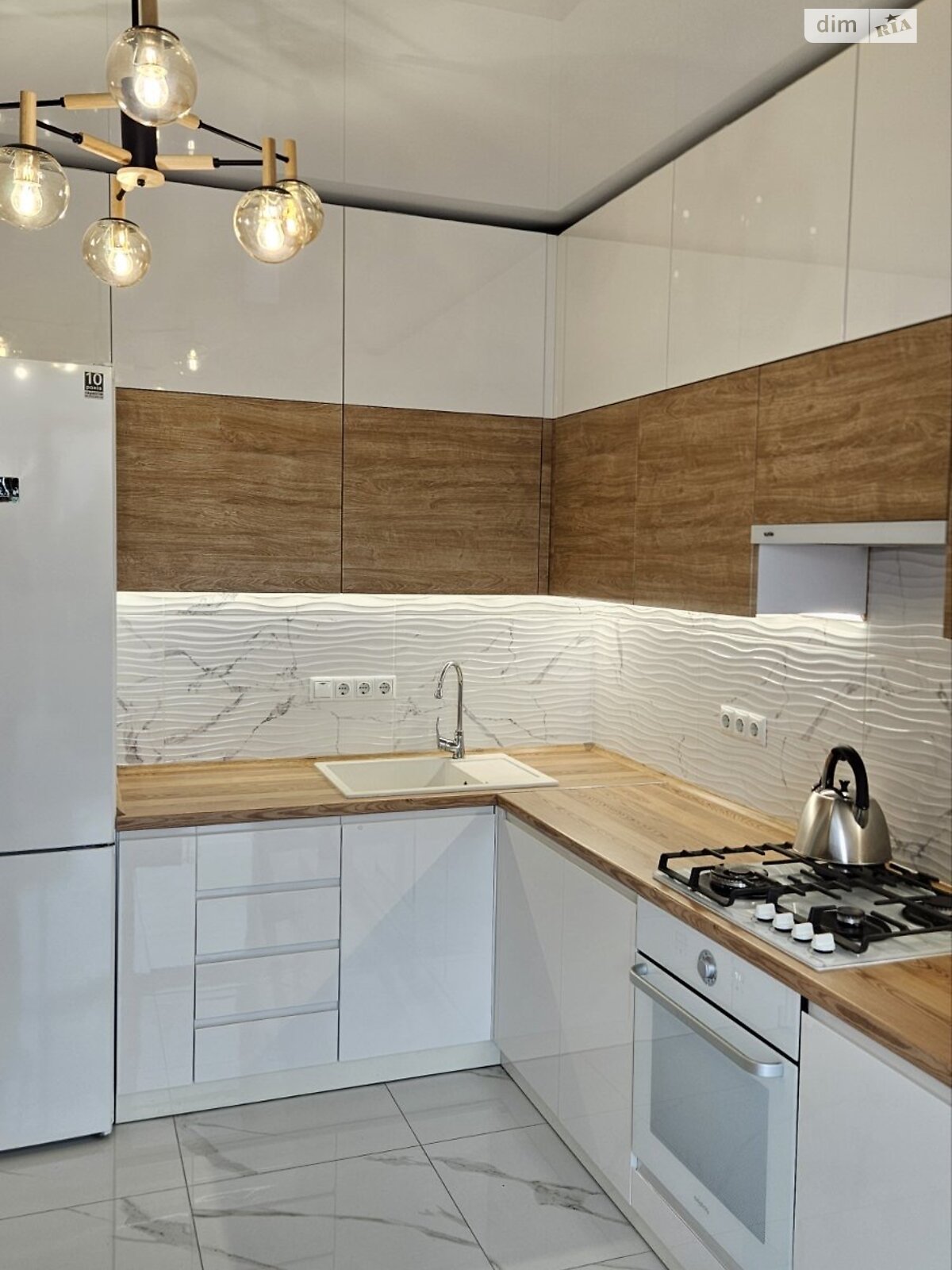 однокімнатна квартира в Хмельницькому, район Лезневе, на вул. Вінницька 1/3 в довготривалу оренду помісячно фото 1