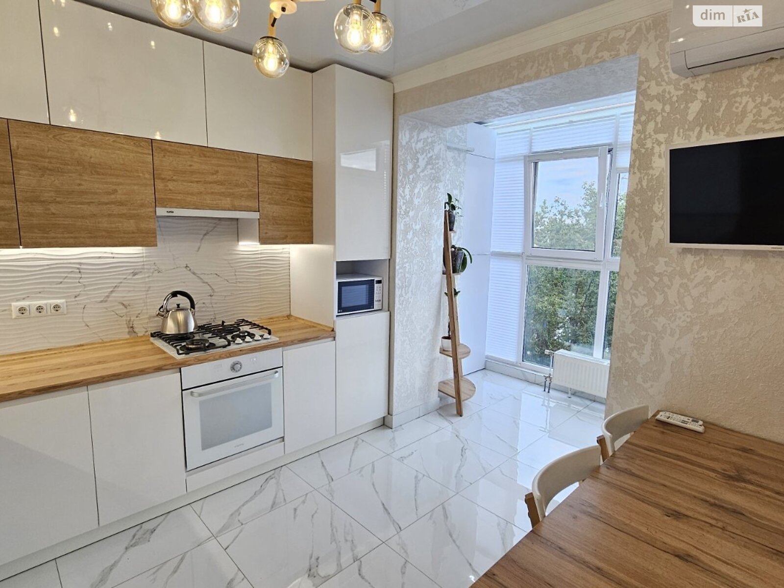 однокімнатна квартира в Хмельницькому, район Лезневе, на вул. Вінницька 1/3 в довготривалу оренду помісячно фото 1