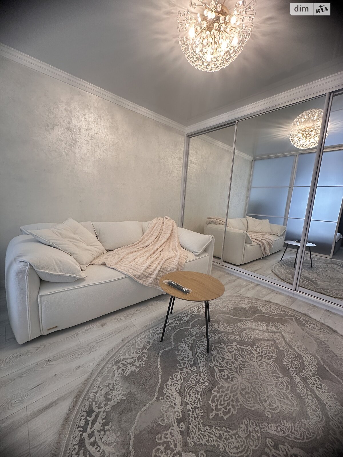 однокімнатна квартира в Хмельницькому, район Лезневе, на вул. Вінницька 1/3 в довготривалу оренду помісячно фото 1