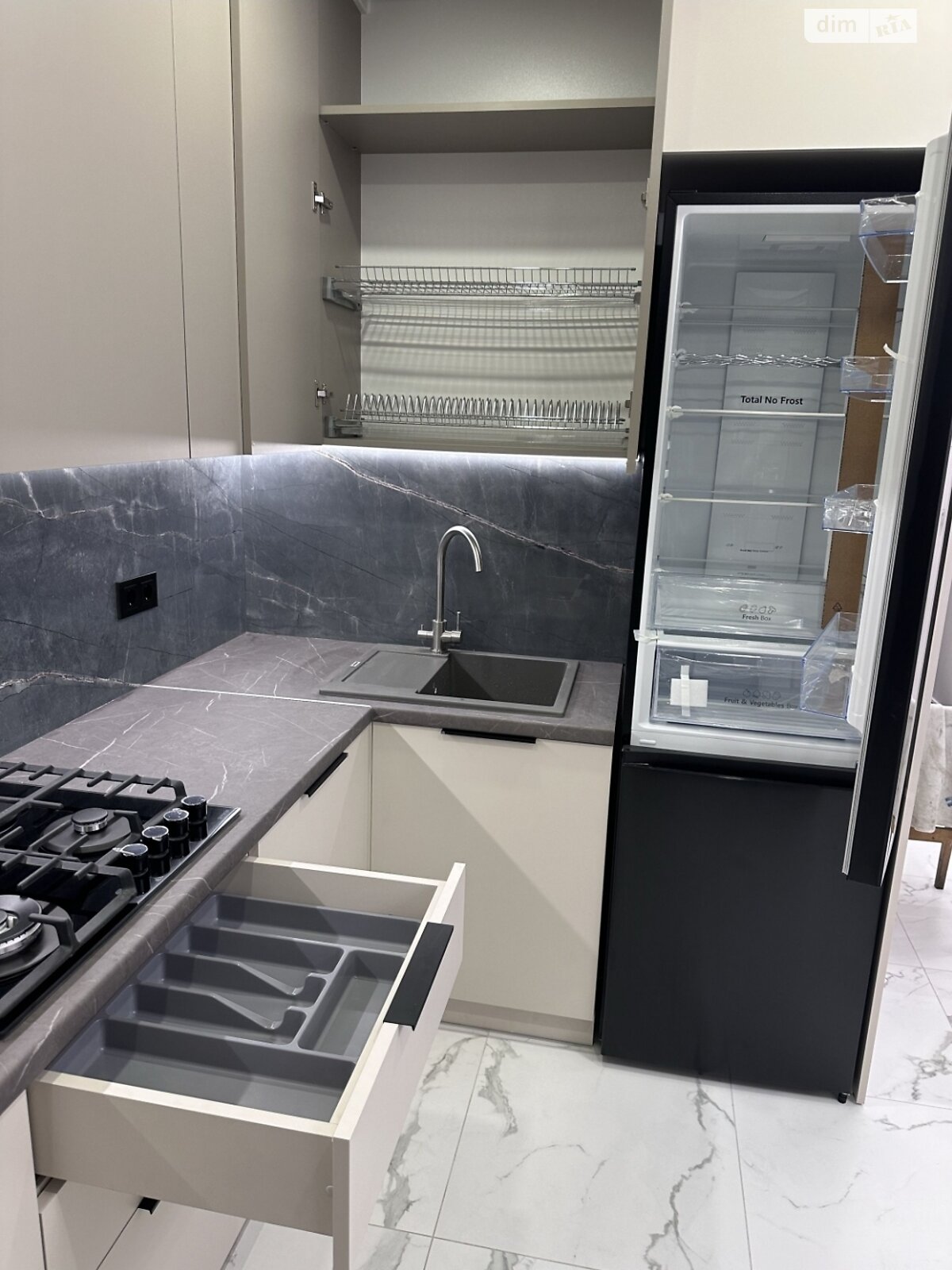 однокімнатна квартира в Хмельницькому, район Лезневе, на шосе Вінницьке 1/3Б в довготривалу оренду помісячно фото 1 однокімнатна квартира в Хмельницькому, район Лезневе, на шосе Вінницьке 1/3Б в довготривалу оренду помісячно фото 1